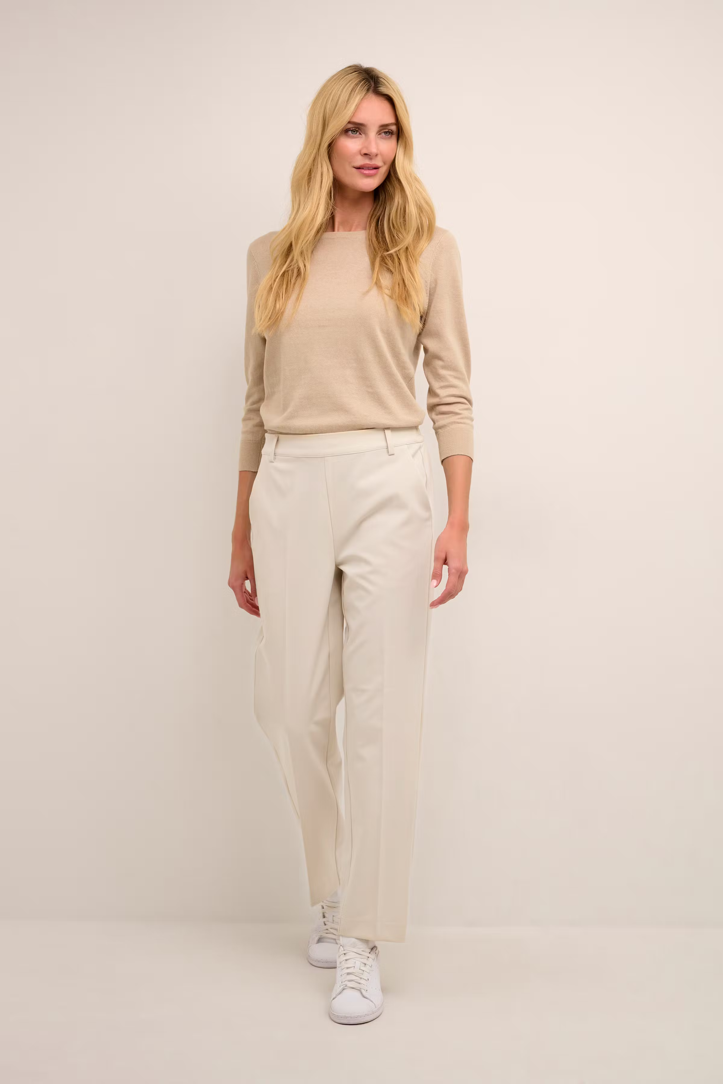 KAsakura Lange bukser LOOKBOOK FRONT 10506858-110105