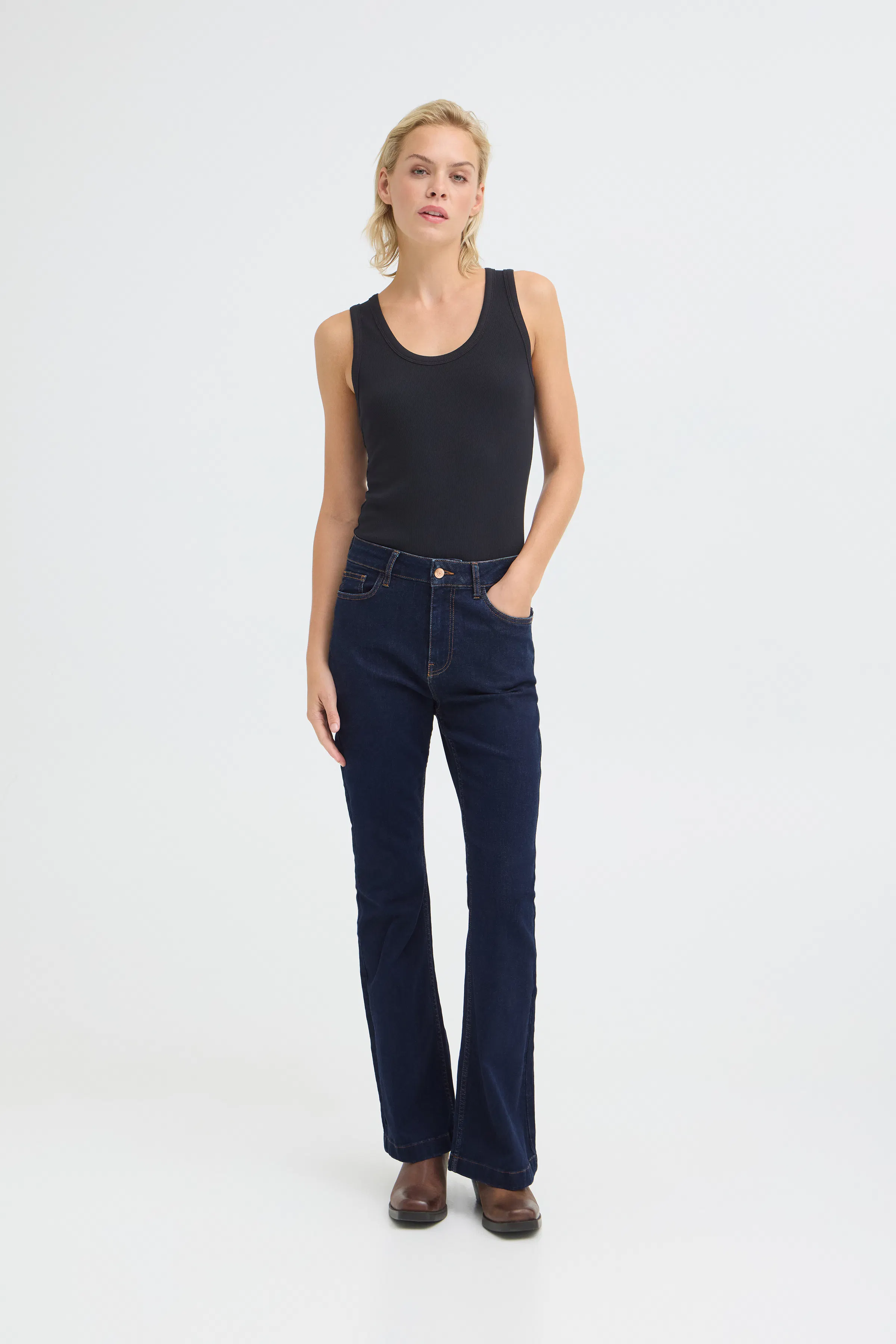 PZBECCA Jeans LOOKBOOK FRONT 50207285-202124