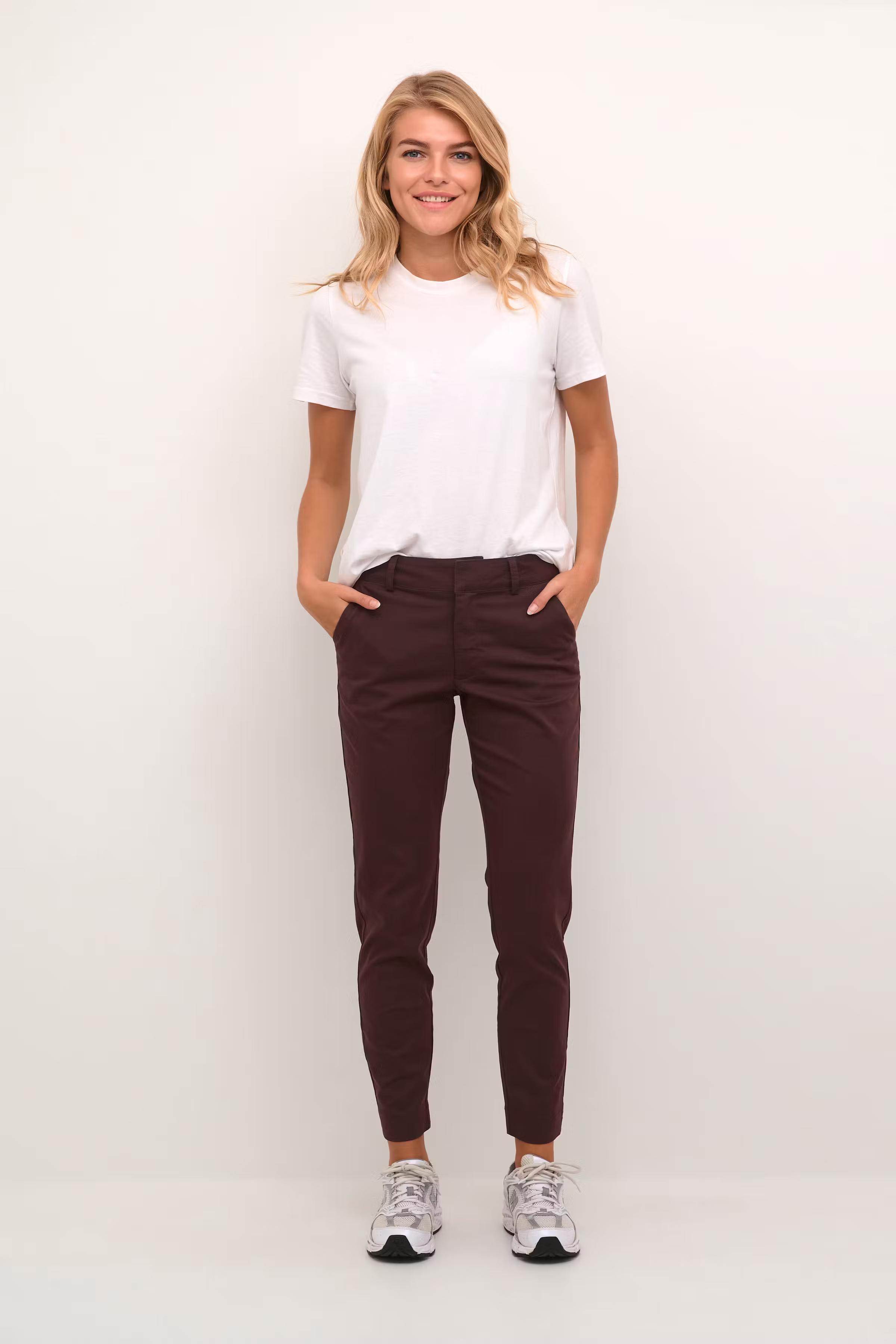 KAlea Bukser LOOKBOOK FRONT 10505191-191016