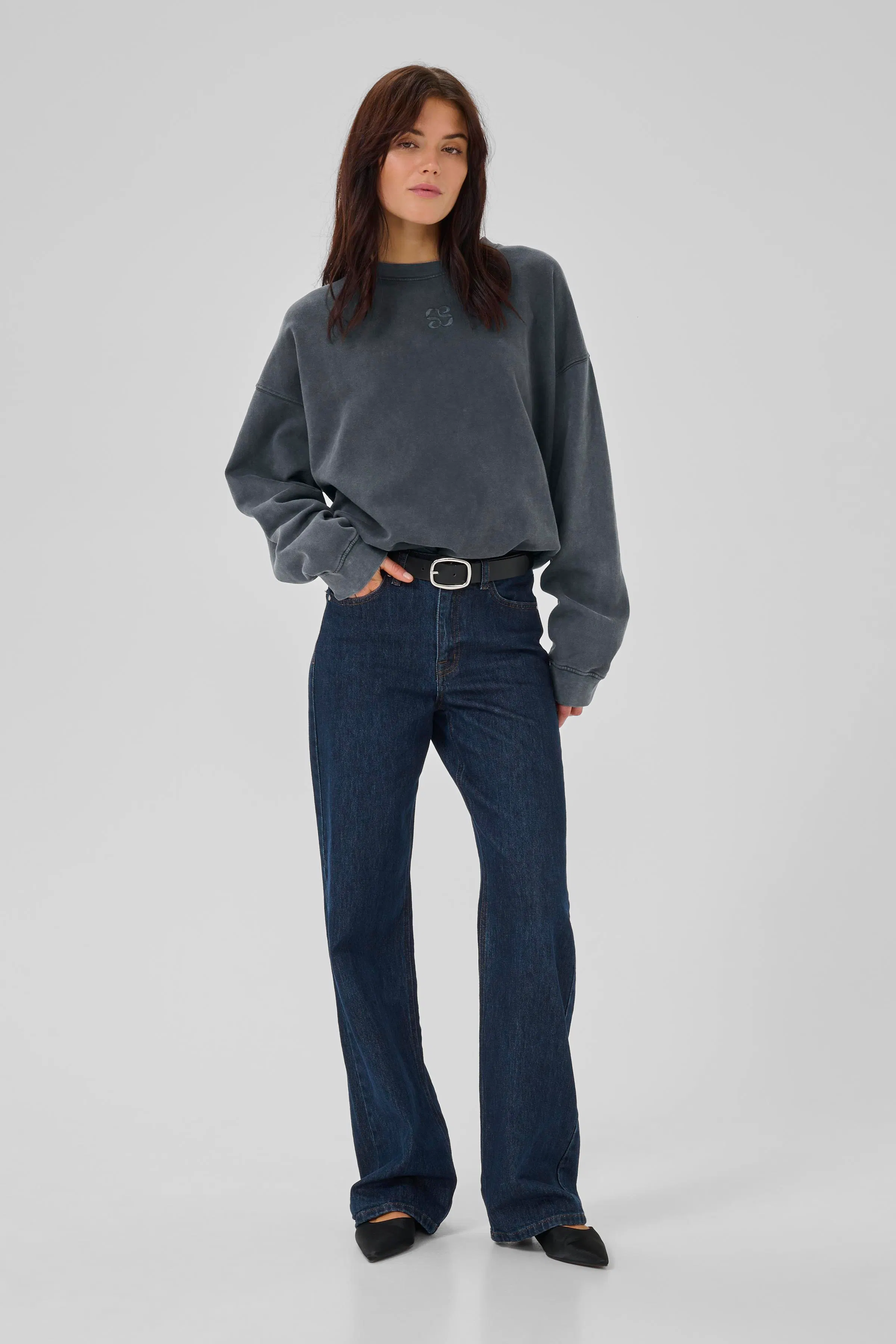 DiegoMW Sweatshirt LOOKBOOK FRONT 10704891-100089