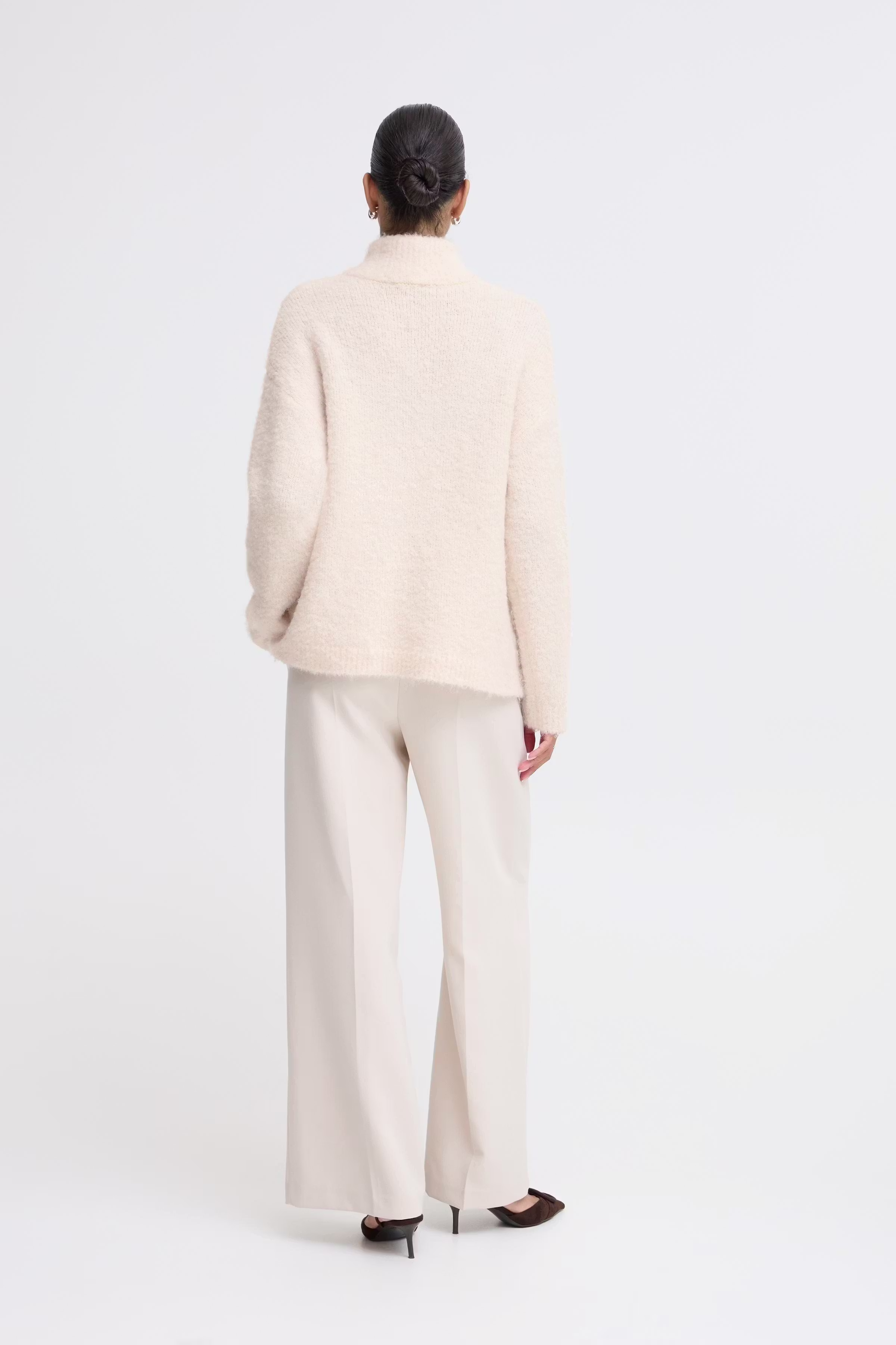 BYOMANTA Pullover LOOKBOOK BACK 20818118-1309051