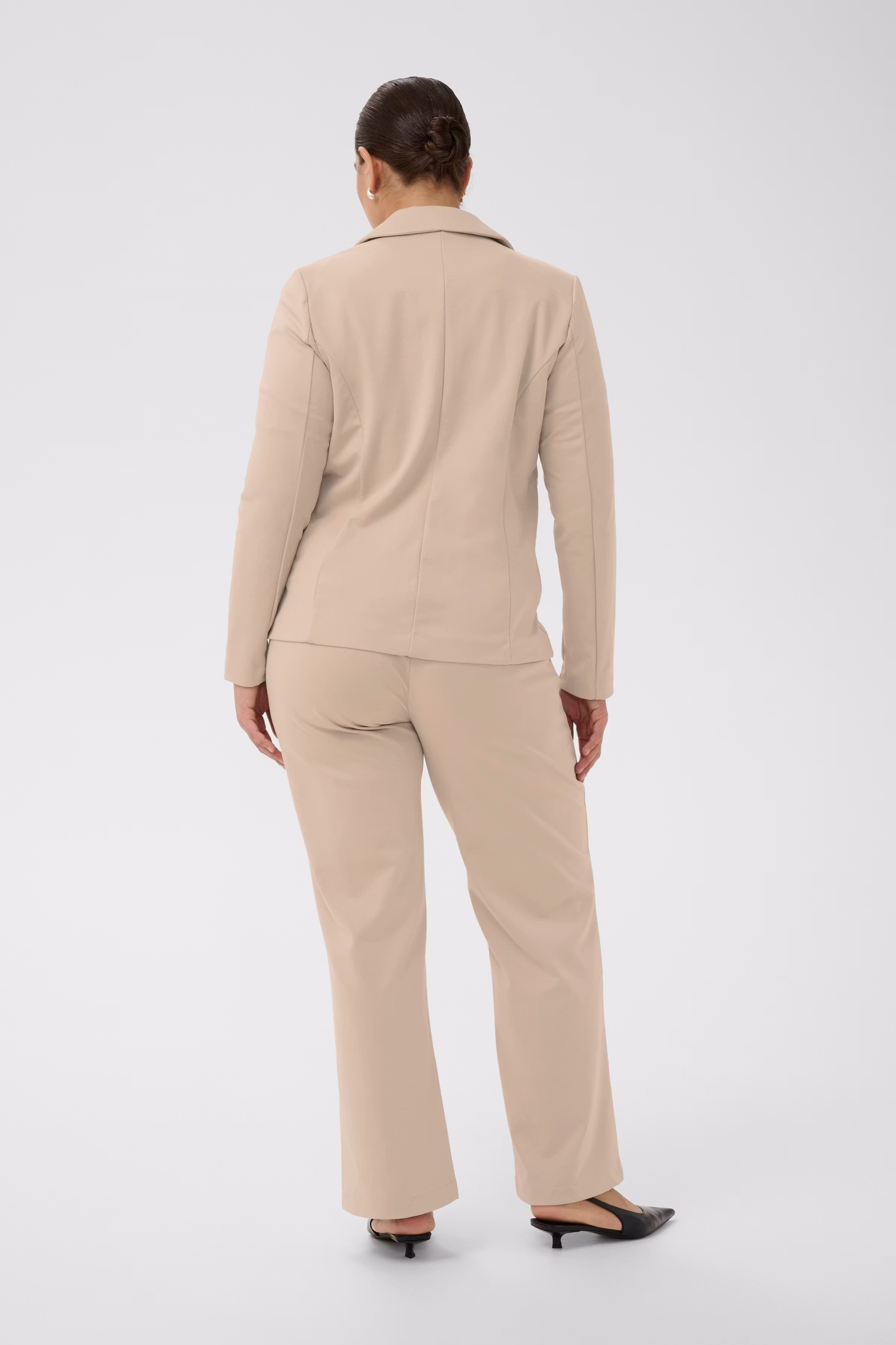 KCjenna Blazer LOOKBOOK BACK 10582130-151305