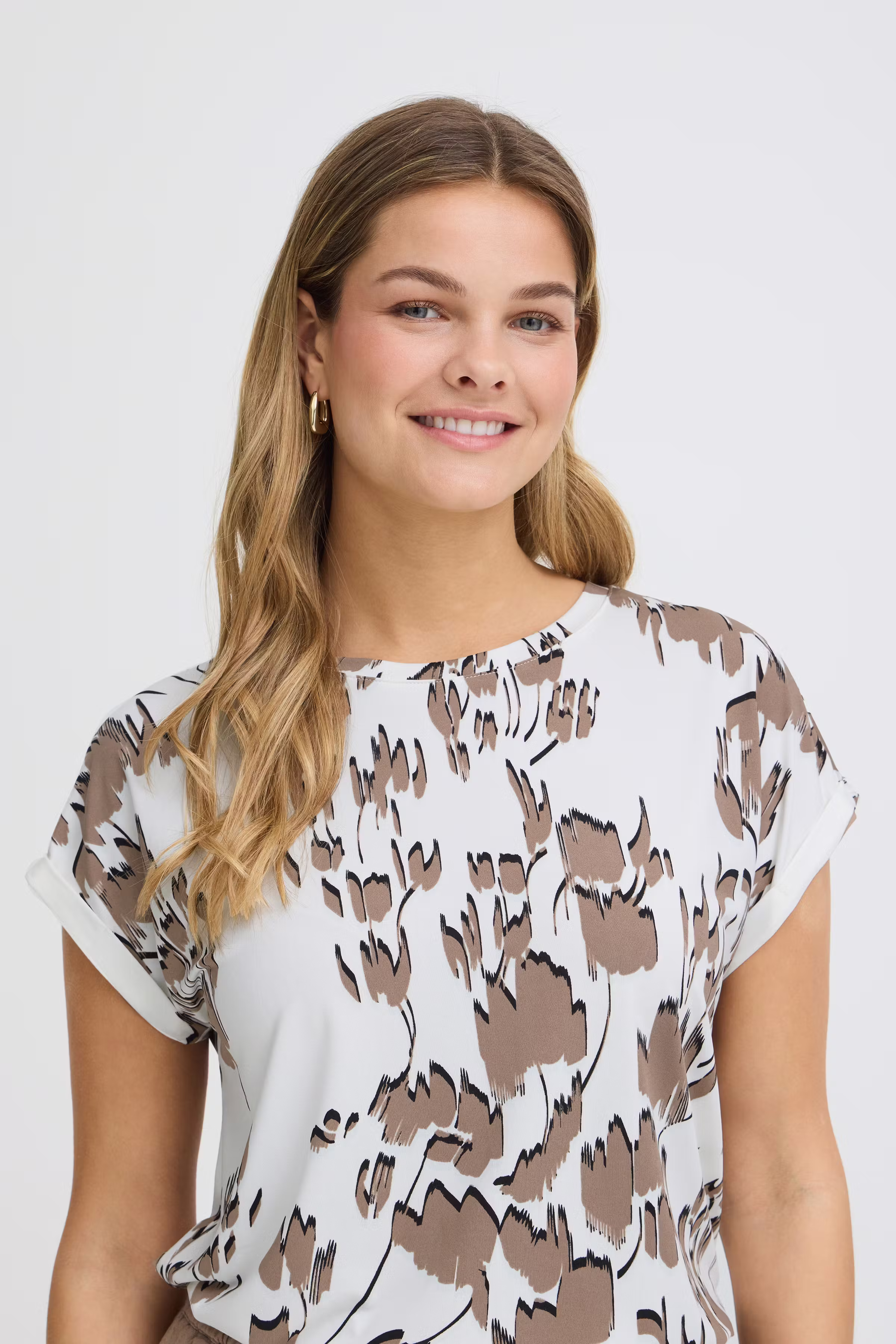 FRSEEN T-shirt LOOKBOOK DETAIL 20610634-900008622