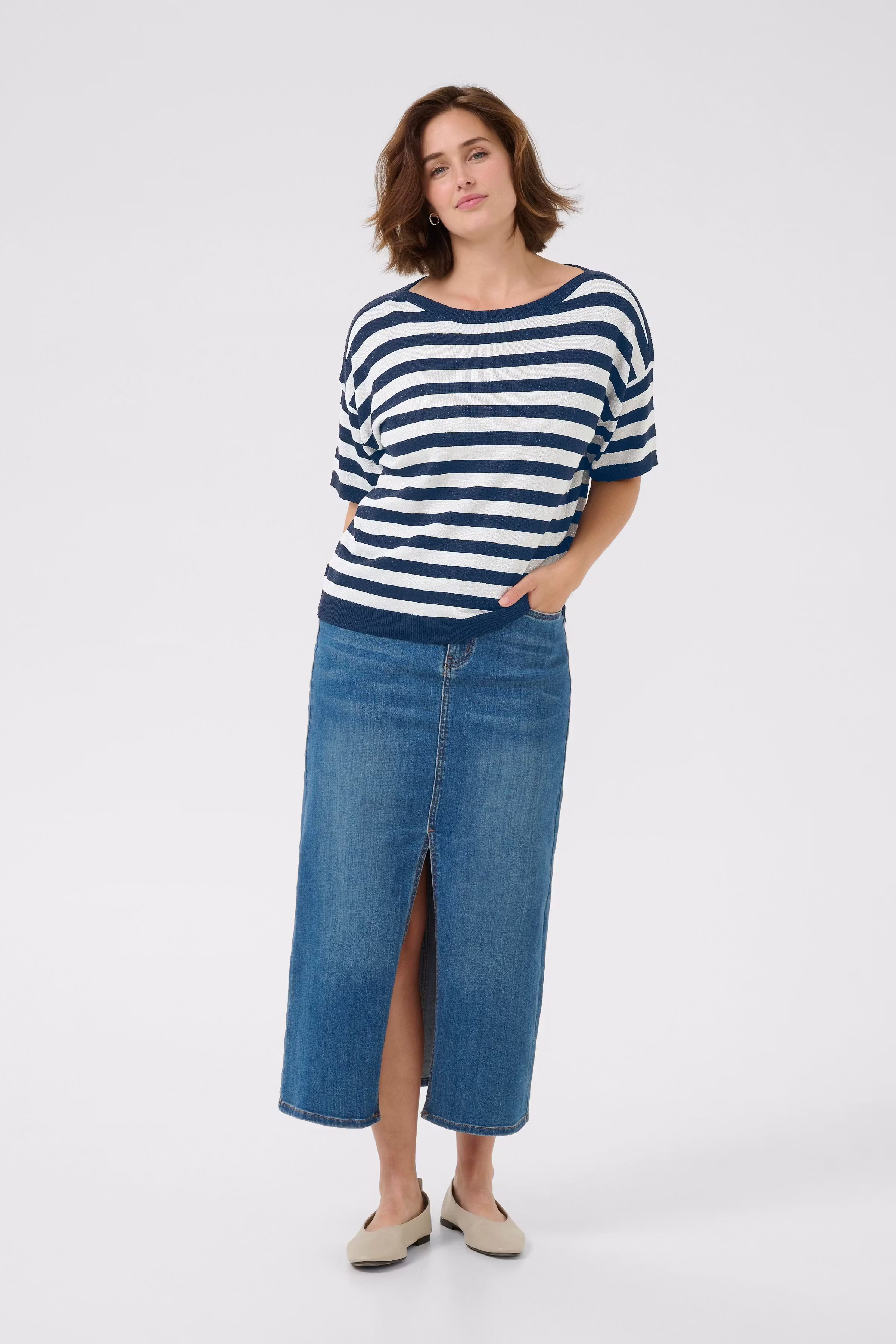 KAregina Pullover LOOKBOOK FRONT 10510053-107566