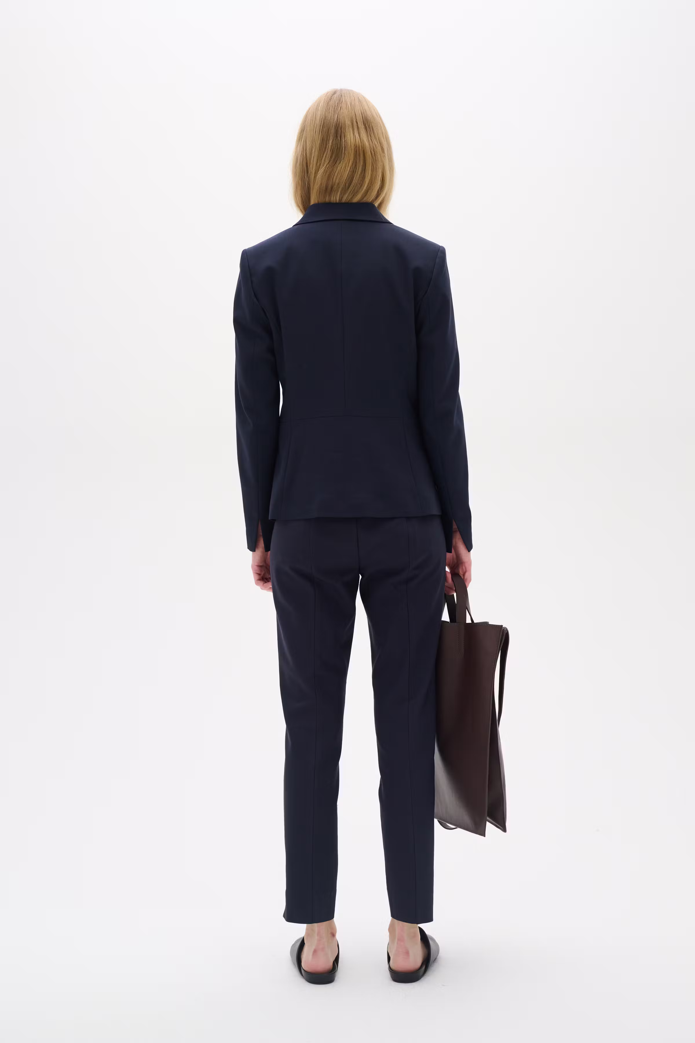 Zella IW pants LOOKBOOK BACK 30103749-10299