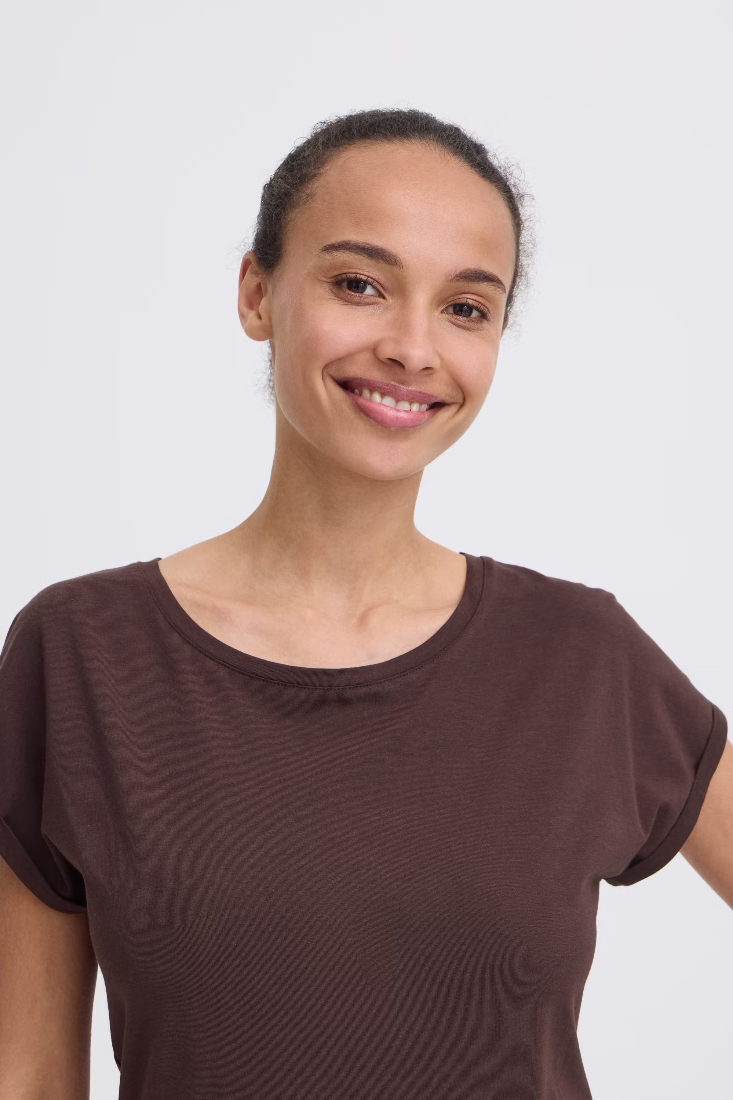 PAMILA T-shirt LOOKBOOK DETAIL 20804205-191016