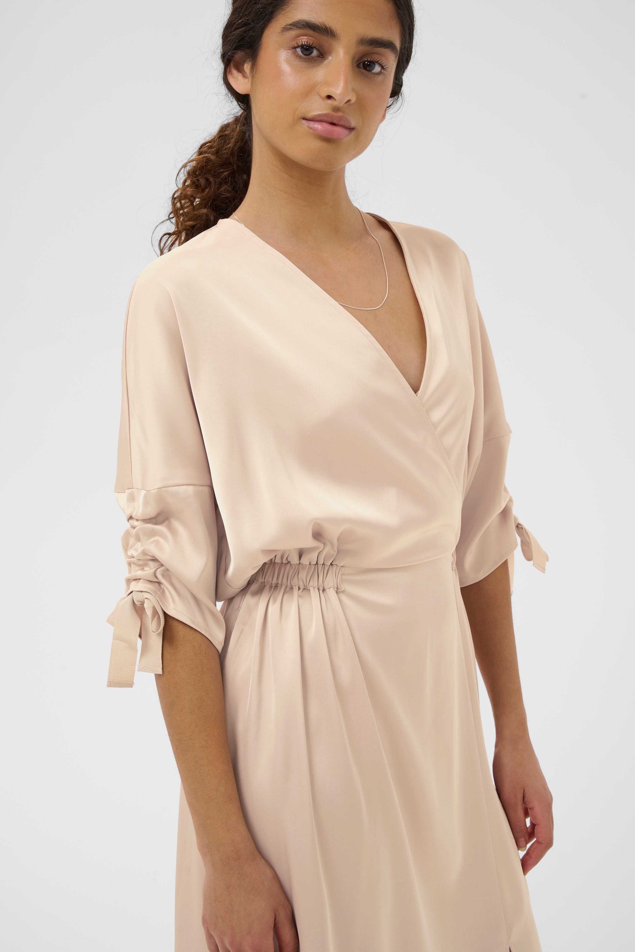 LAKEIW Wrap Klänning LOOKBOOK DETAIL 30112368-130403