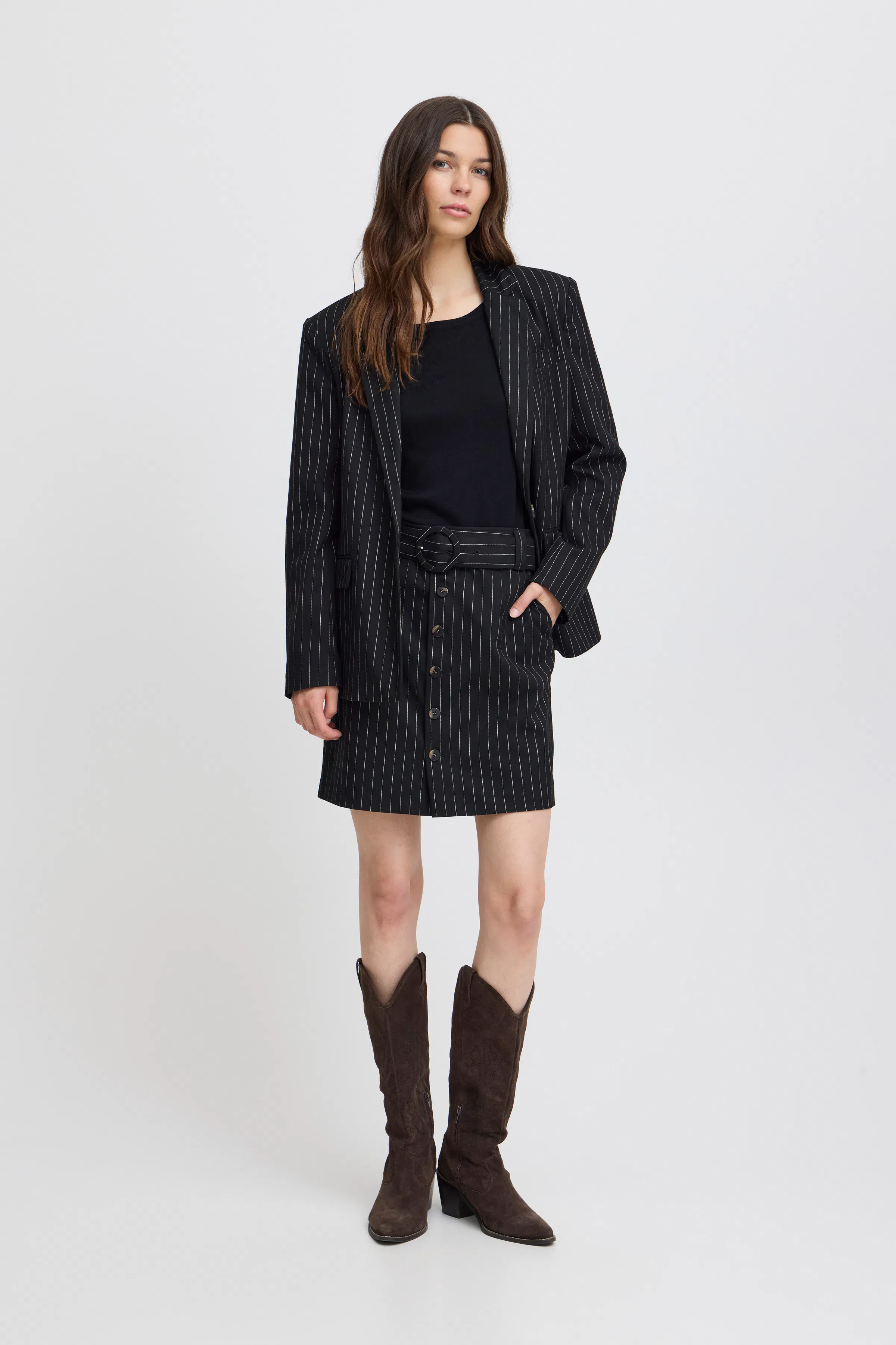 IRFANNY Rock LOOKBOOK FRONT 20121769-203606