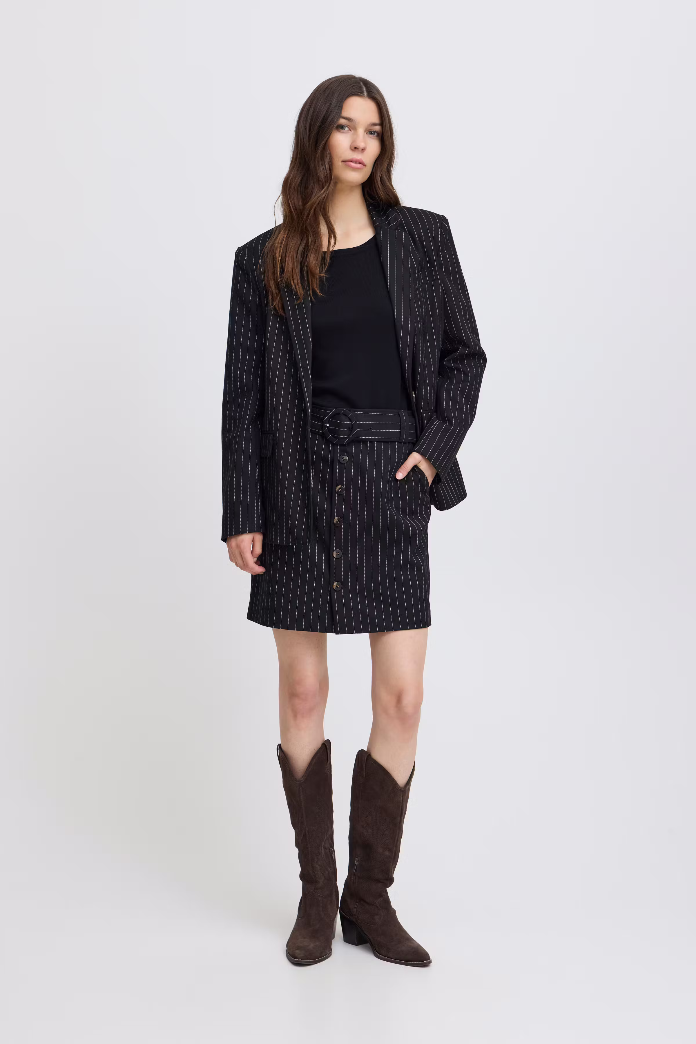 IRFANNY Rock LOOKBOOK FRONT 20121769-203606