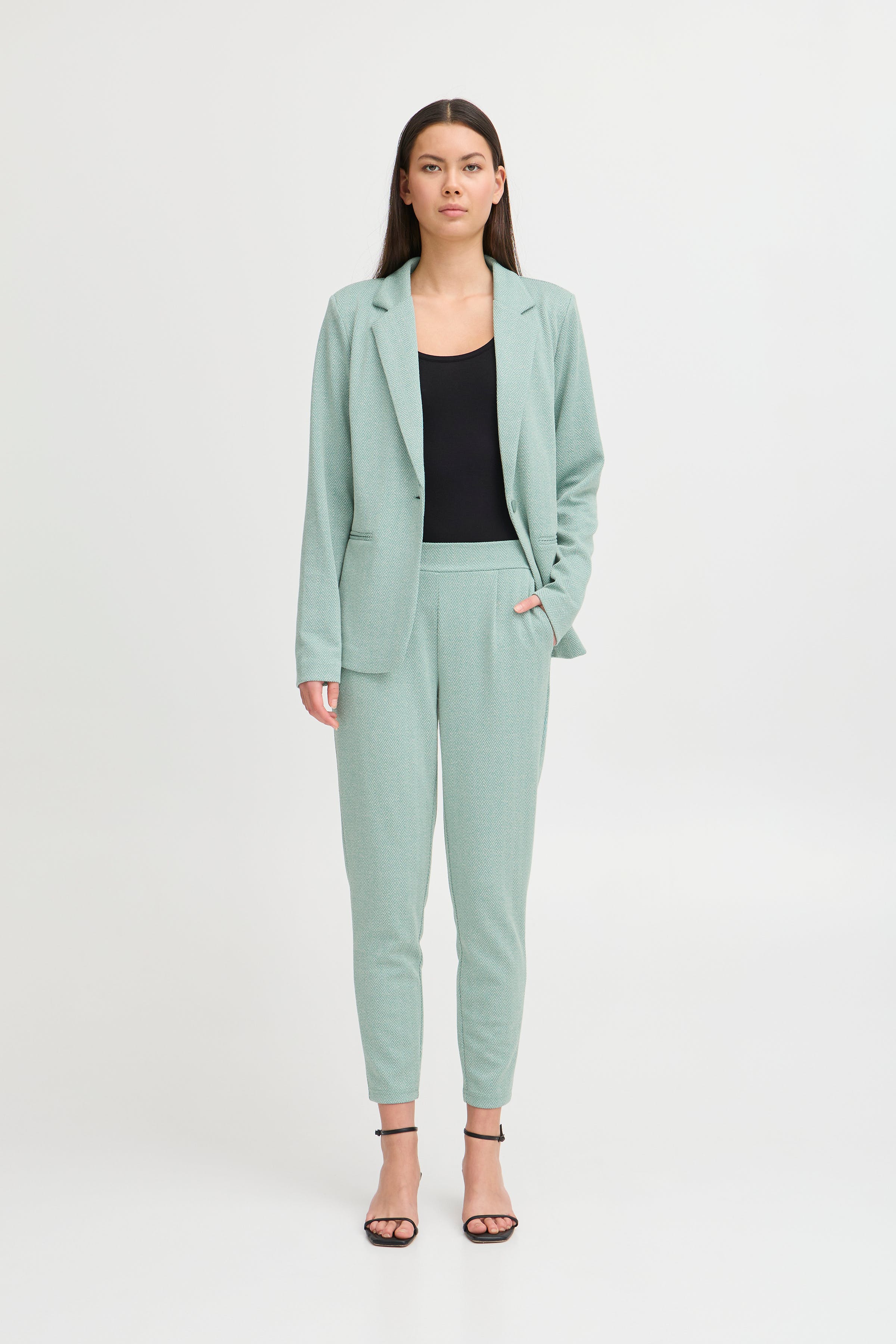 IHKATE JACQUARD Trousers LOOKBOOK FRONT 20121601-204260