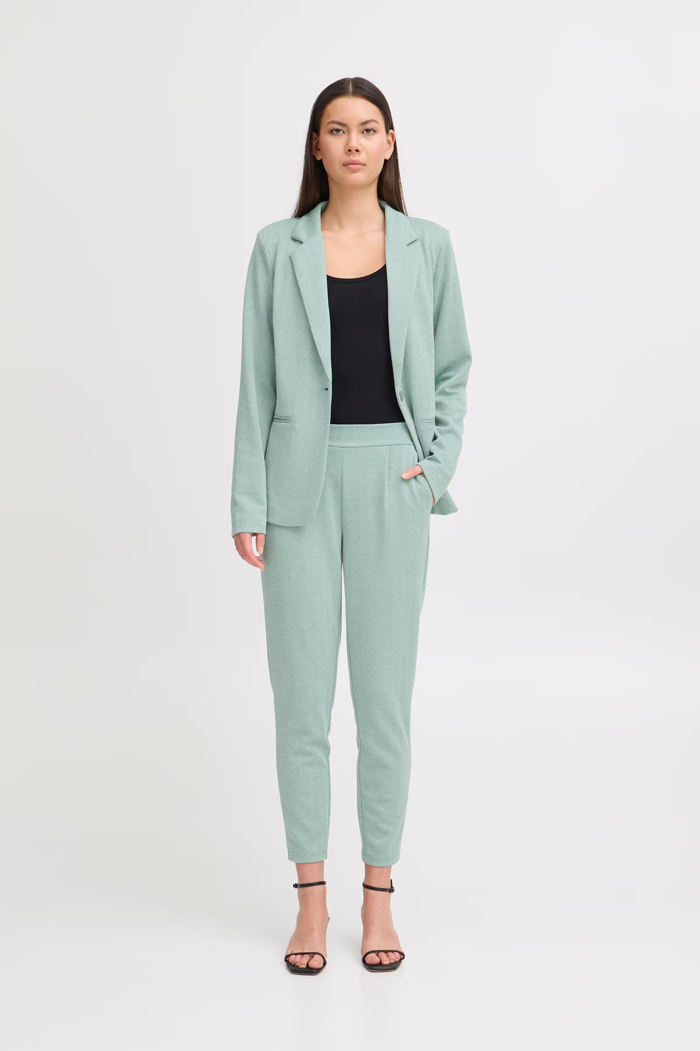 IHKATE JACQUARD Trousers LOOKBOOK FRONT 20121601-204260