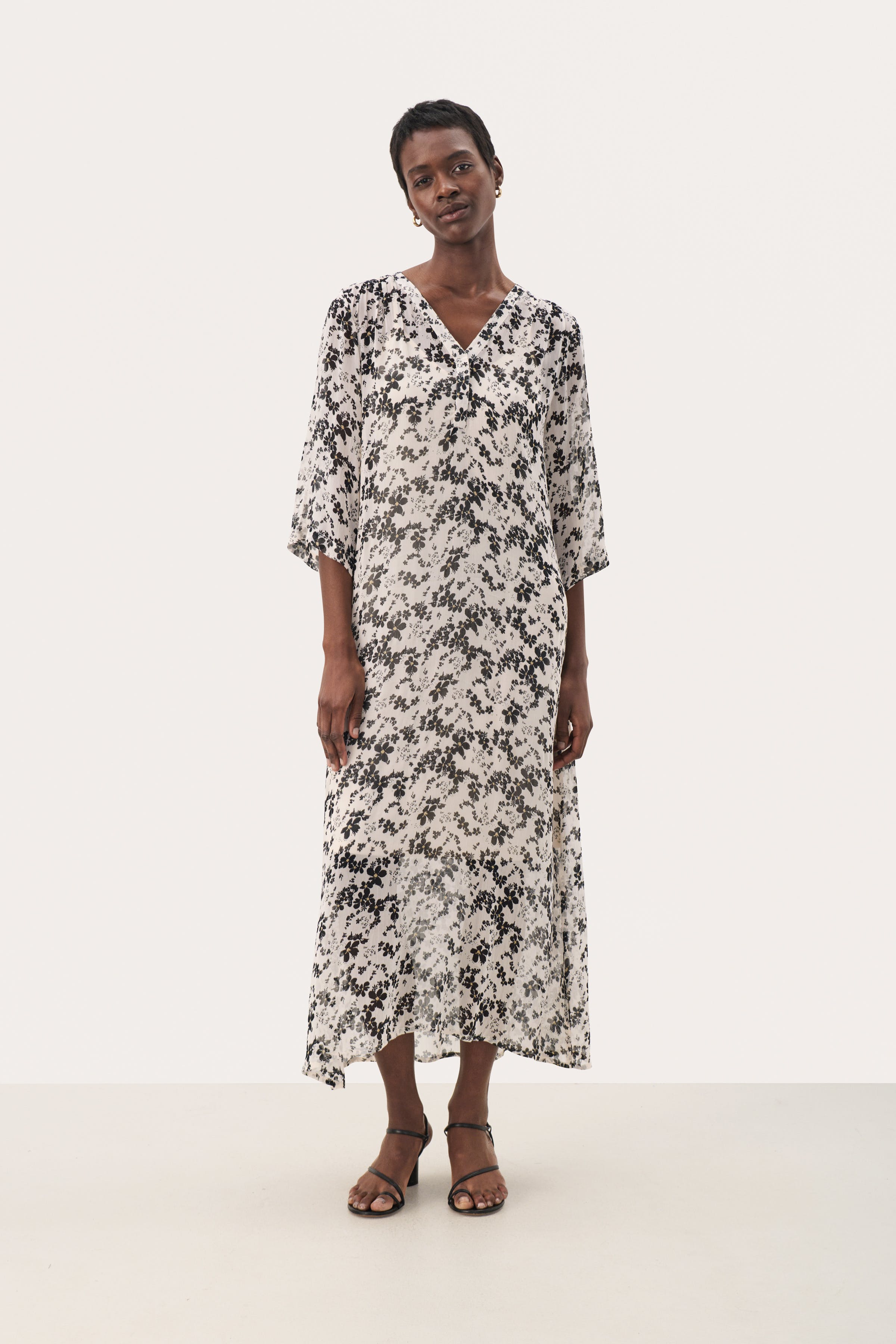 BeritPW Dress LOOKBOOK FRONT 30307831-303787