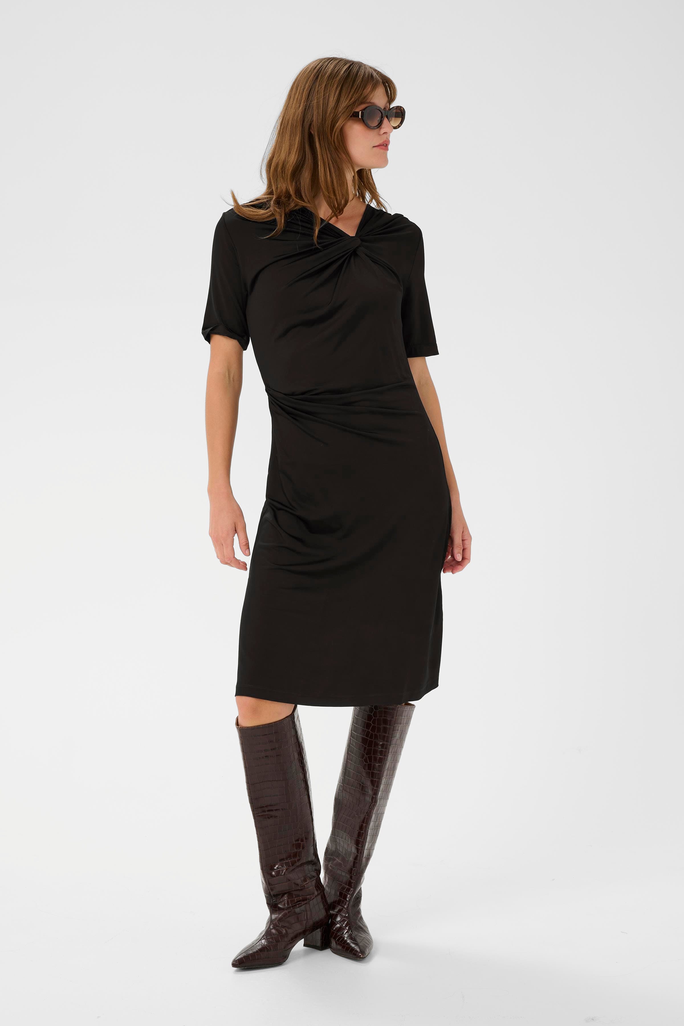 SLClara Kleid LOOKBOOK FRONT 30408992-194008