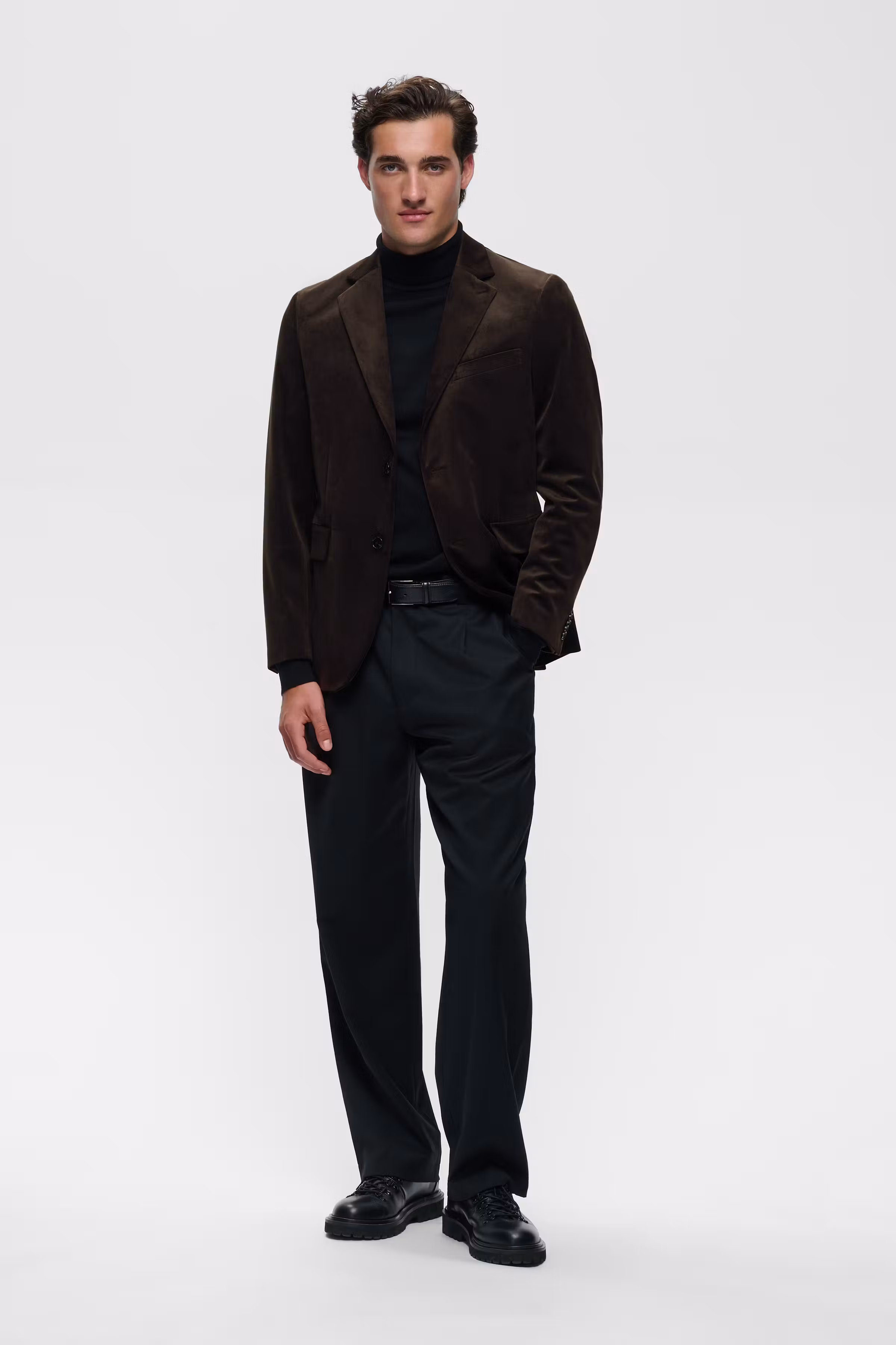 MAcharles Blazer LOOKBOOK FRONT 30209402-191109