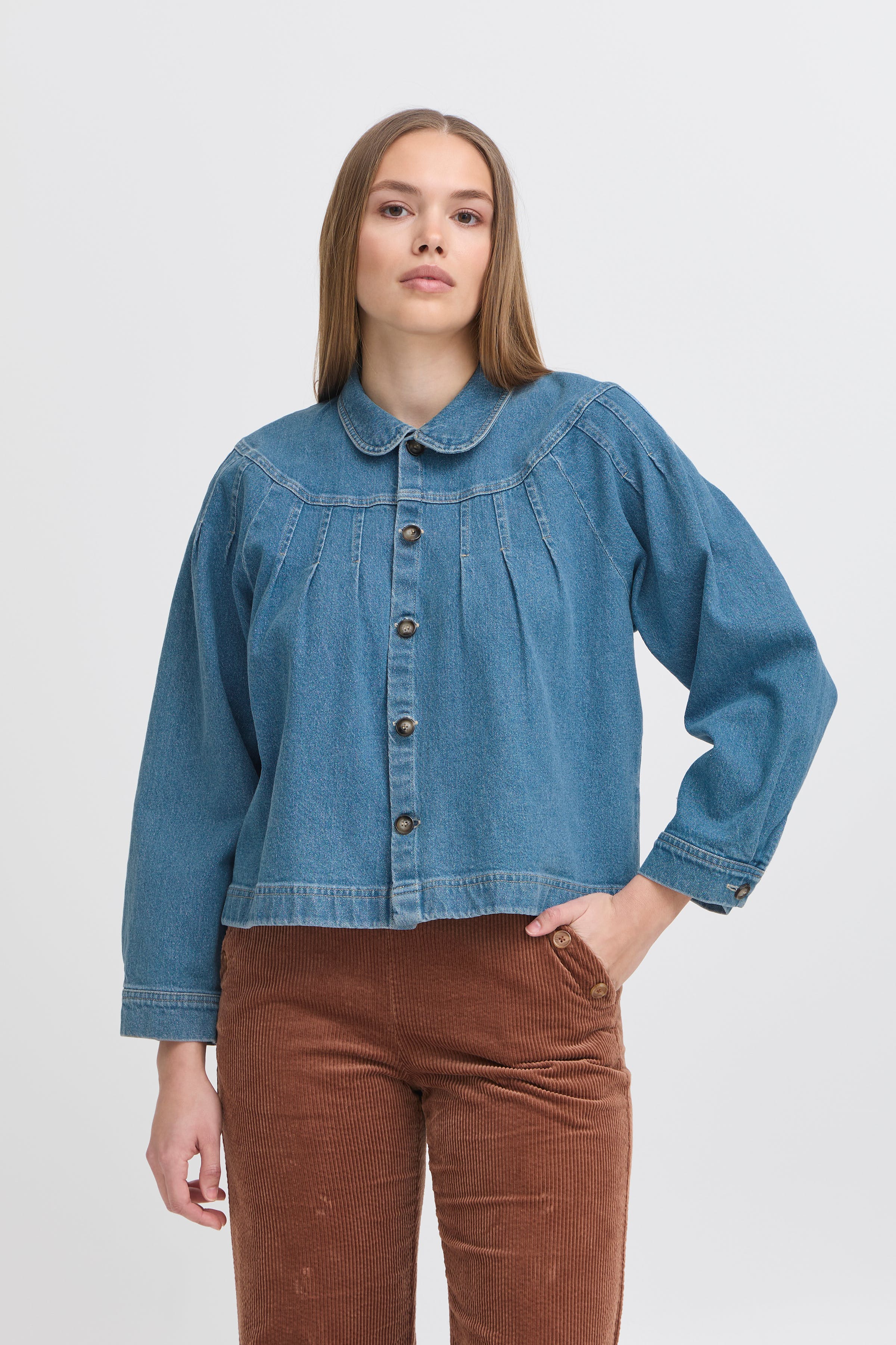 IRASTRID Casual jakke LOOKBOOK FRONT 20123421-202437