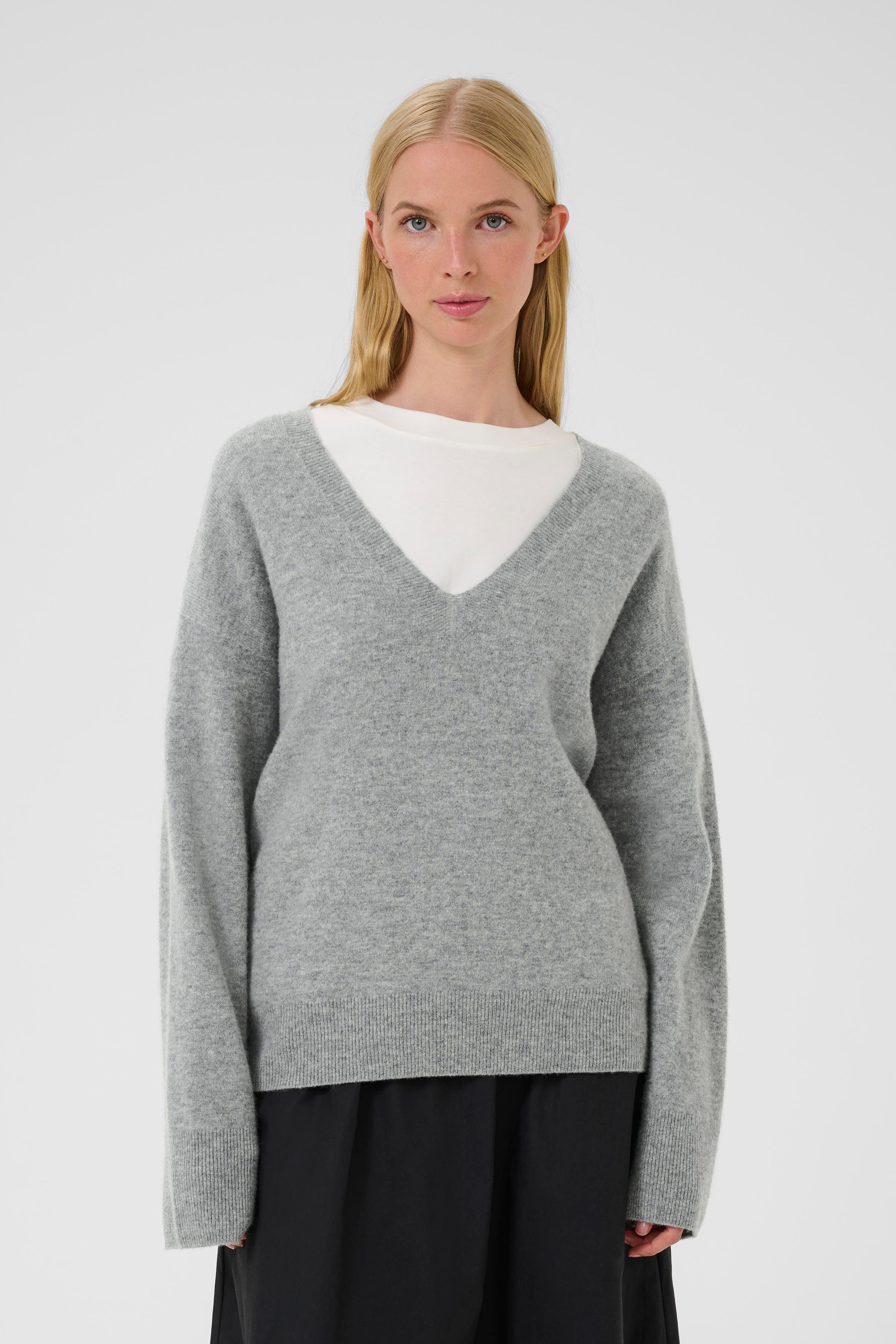 KBAnemone Pullover aus 100% Wolle LOOKBOOK FRONT 10105773-103702
