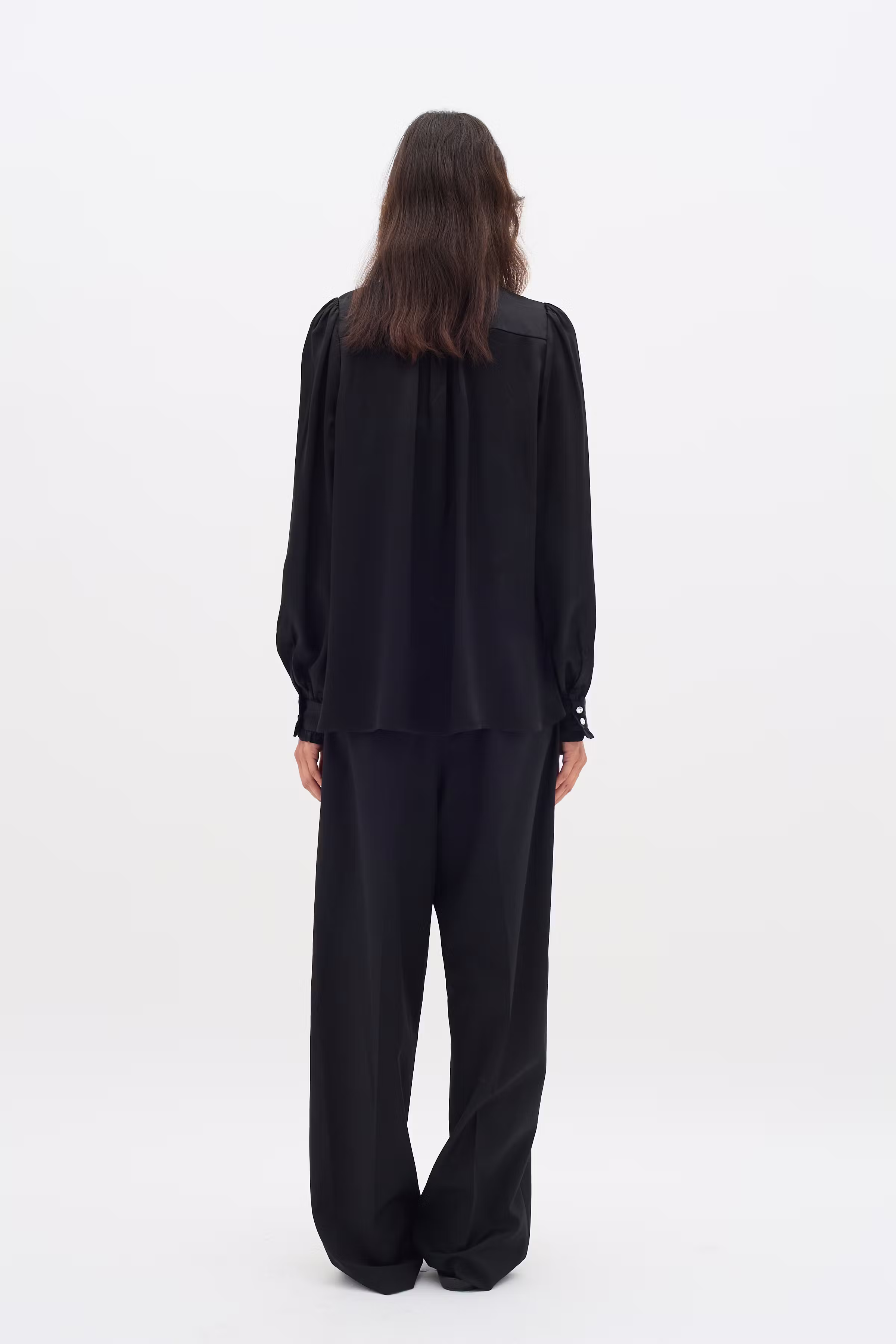 LavilaIW Shirt LOOKBOOK BACK 30110108-194008