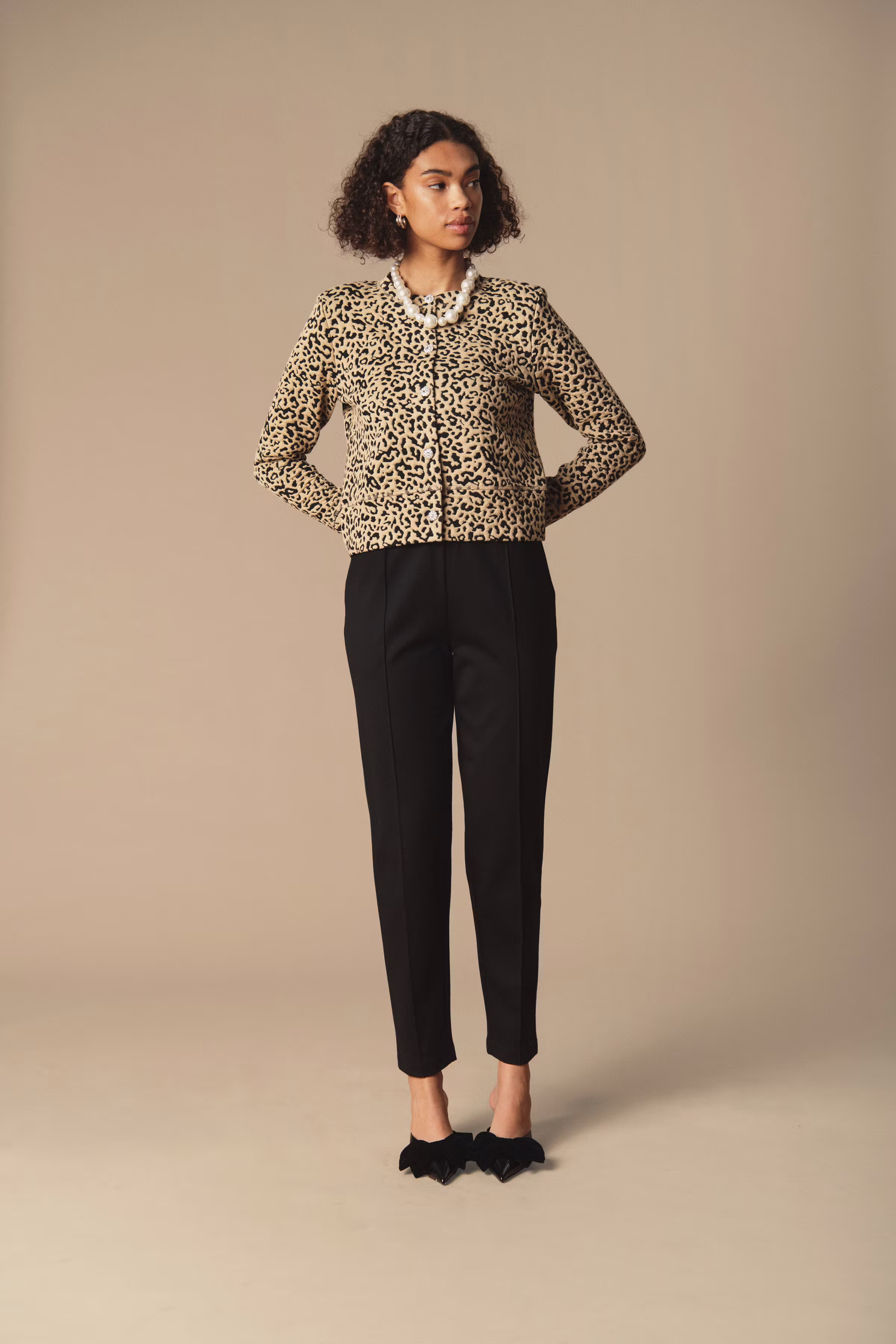 IlsabethSZ Leopard Sweatshirt LOCATION NONE 30513794-171325