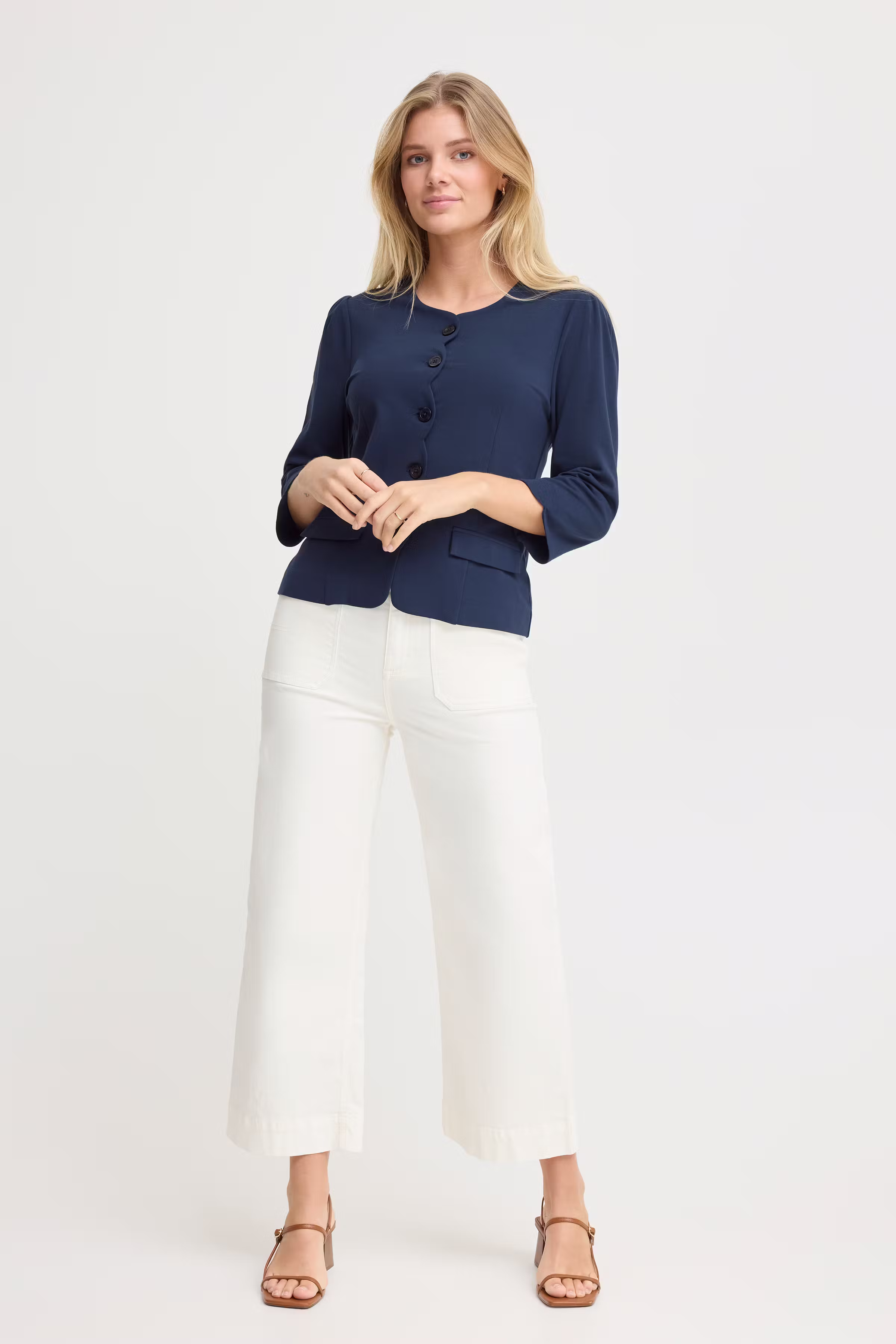 FRMILO Blazer LOOKBOOK FRONT 20615822-193923