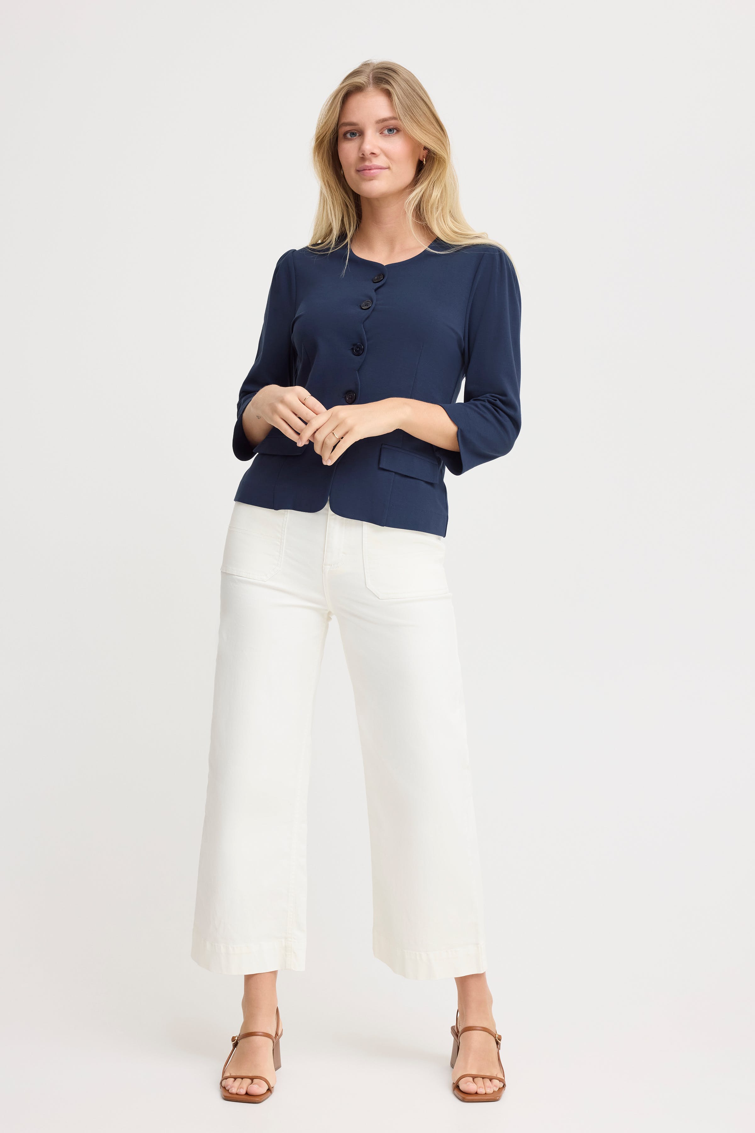 FRMILO Blazer LOOKBOOK FRONT 20615822-193923