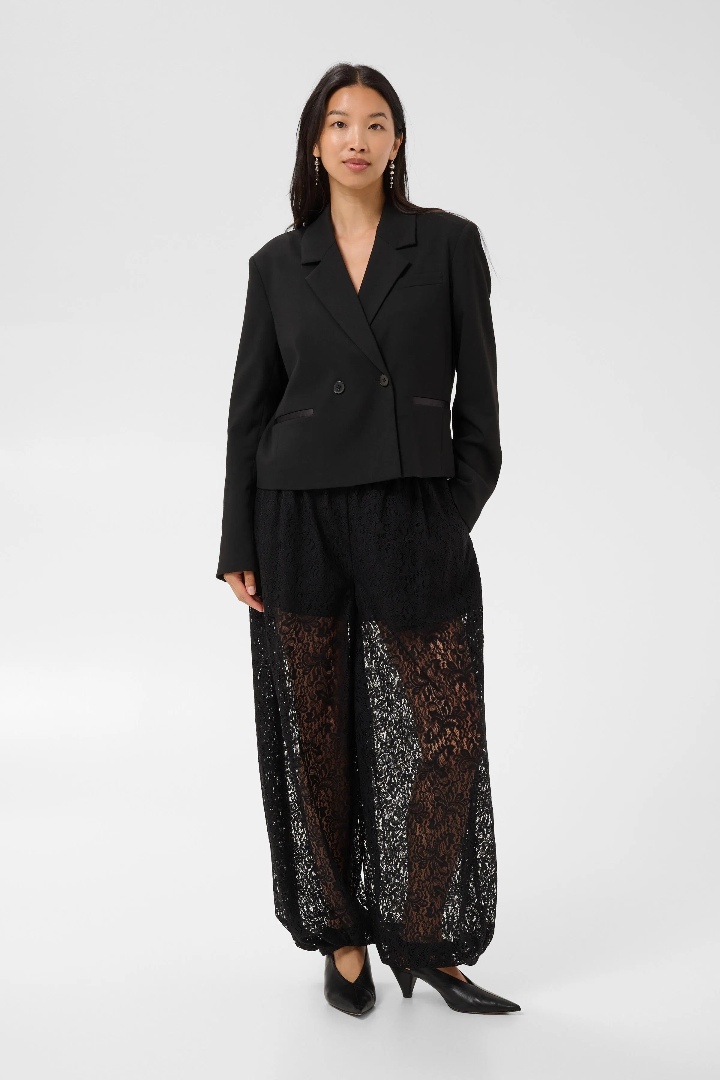 DechenPW Bukser LOOKBOOK FRONT 30310946-194008