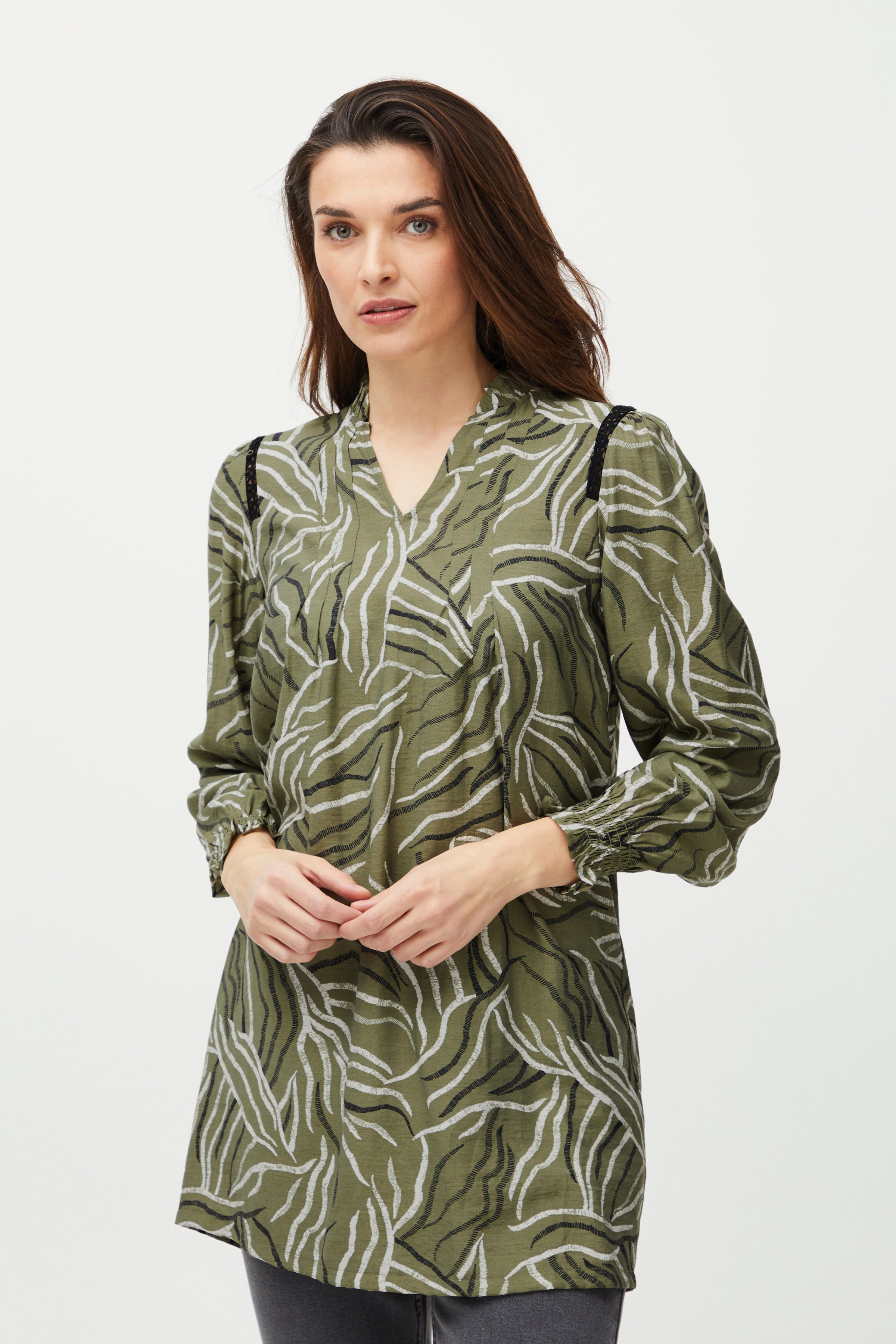 PZEDINA Blouse LOOKBOOK FRONT 50207851-202863