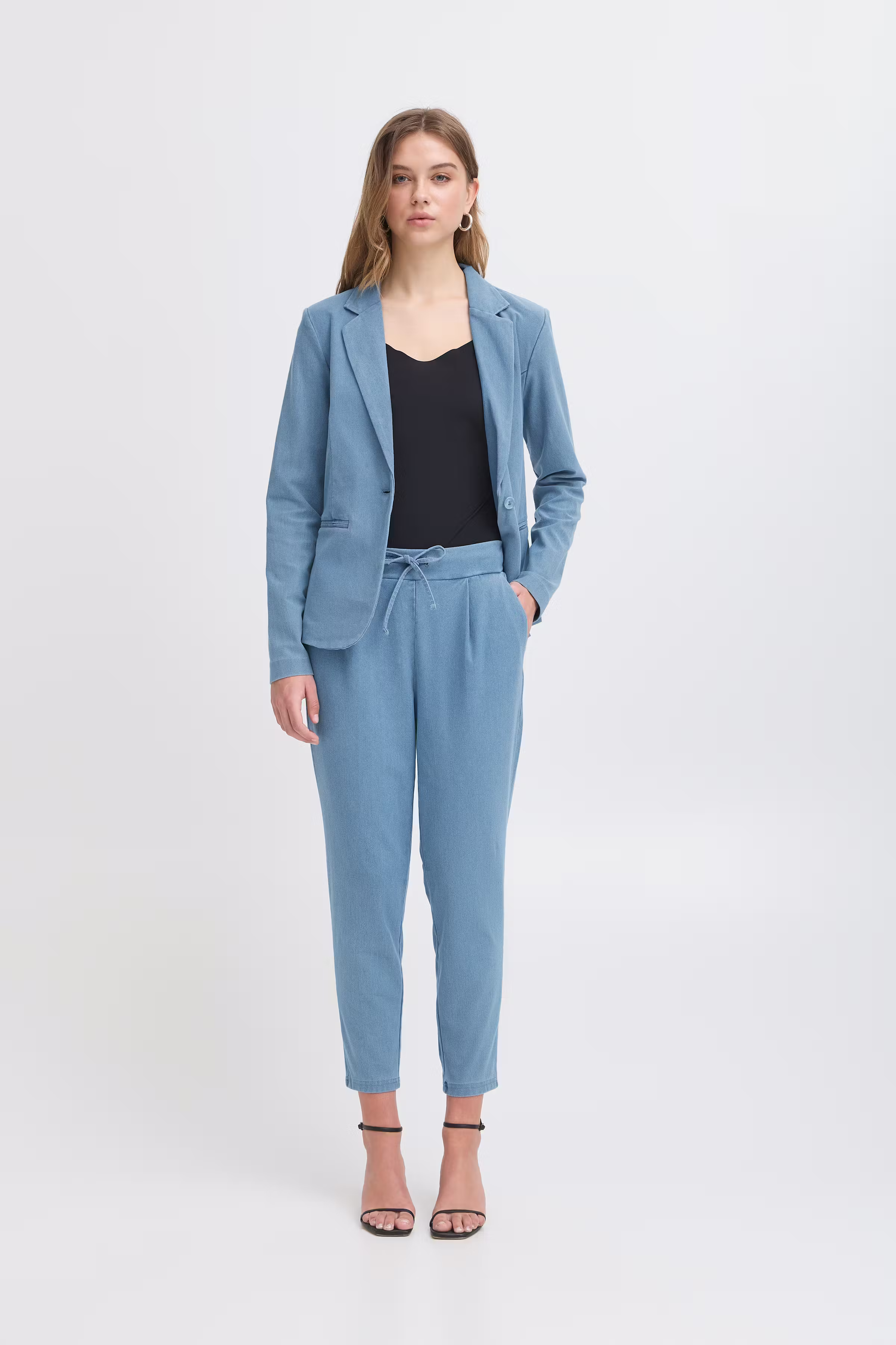 IHKATE Hose LOOKBOOK FRONT 20123693-204711