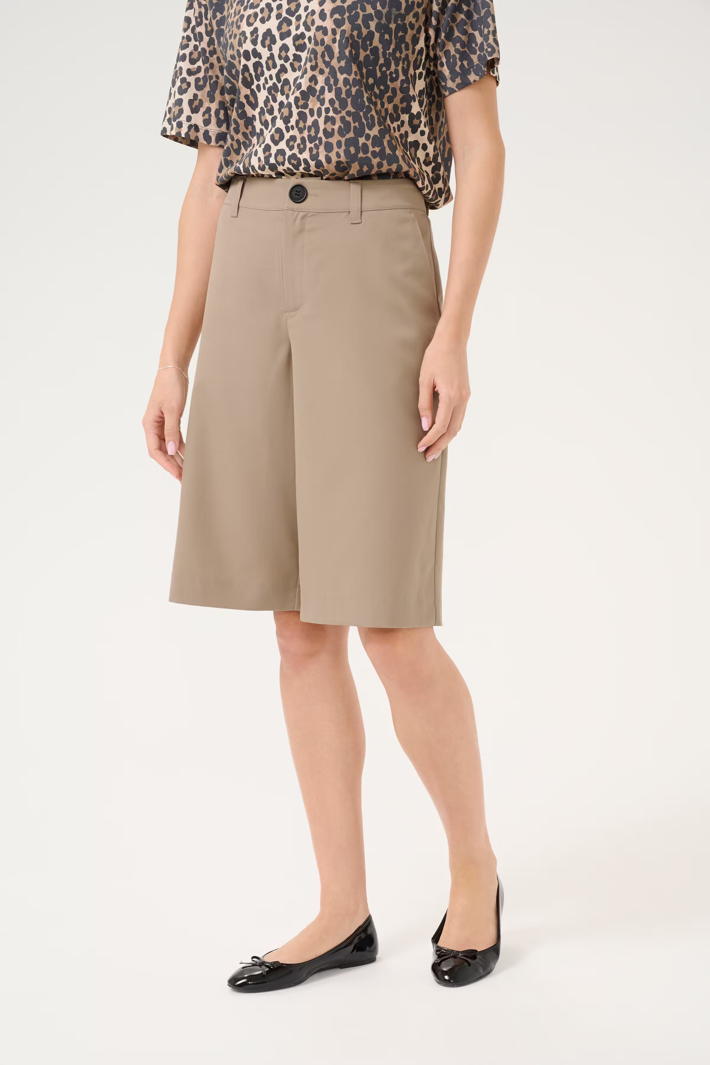 CUdaina Hose LOOKBOOK FRONT 50111722-171009