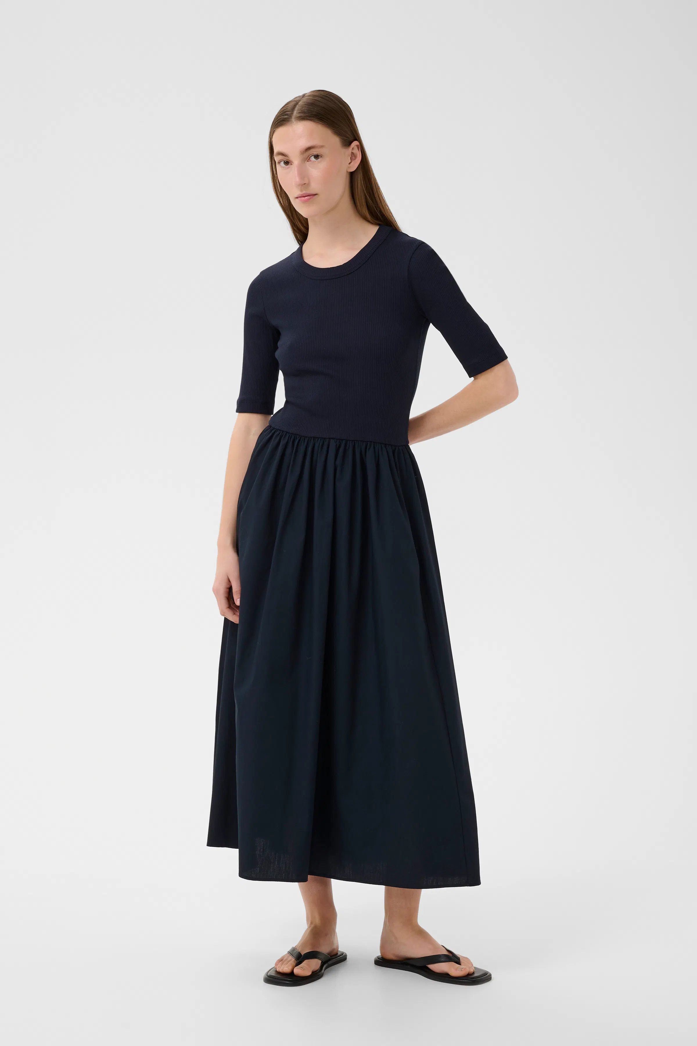 DagnamaIW Dress LOOKBOOK FRONT 30108411-300005