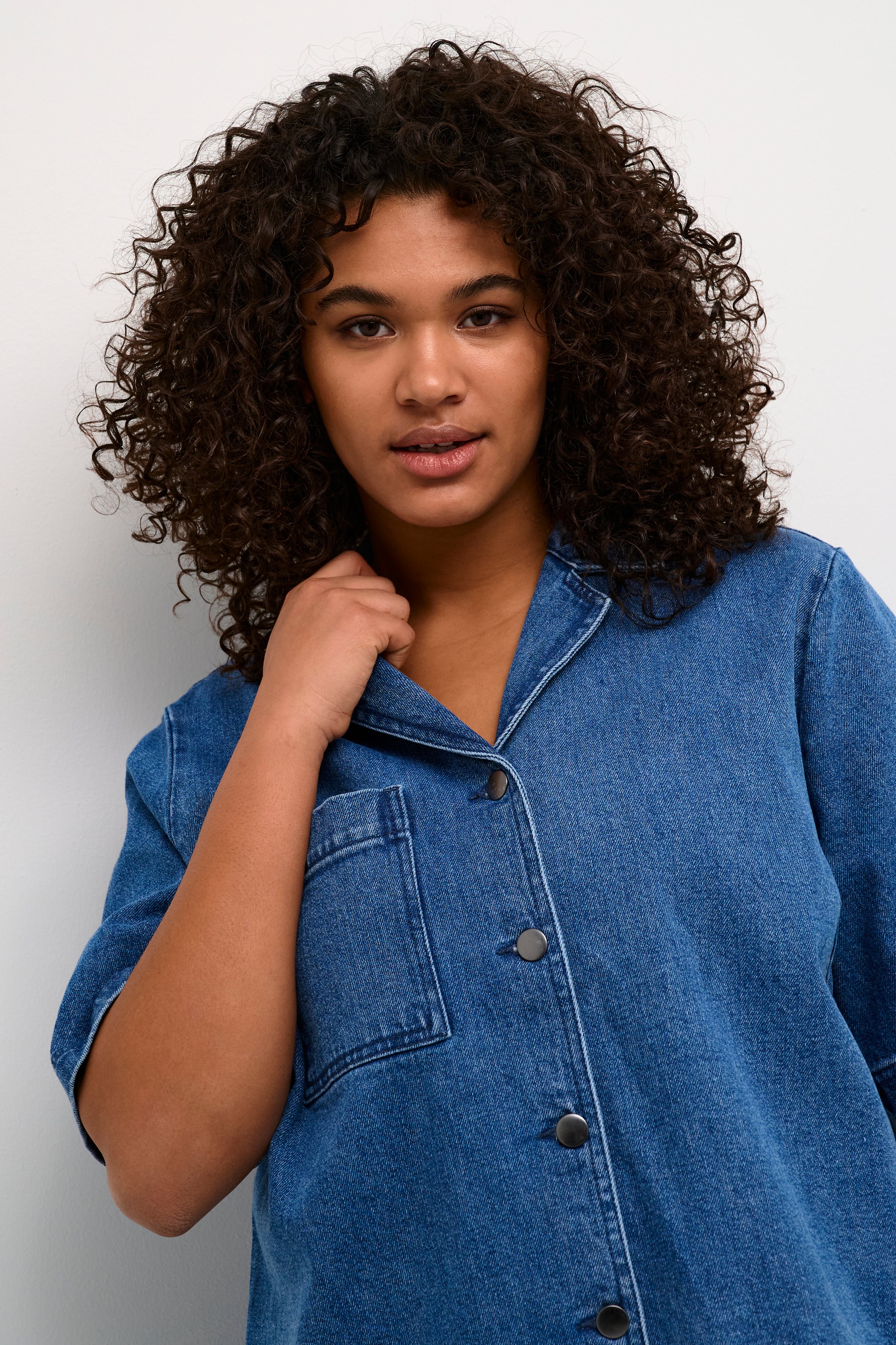 KCnicole Denim Overhemd LOOKBOOK DETAIL 10582511-103168