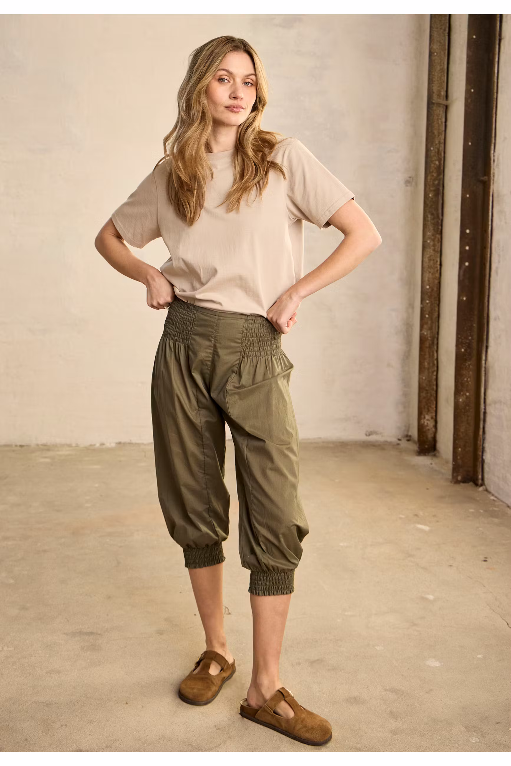 PZJILL Wide Capri Trousers LOCATION NONE 50200339-190510