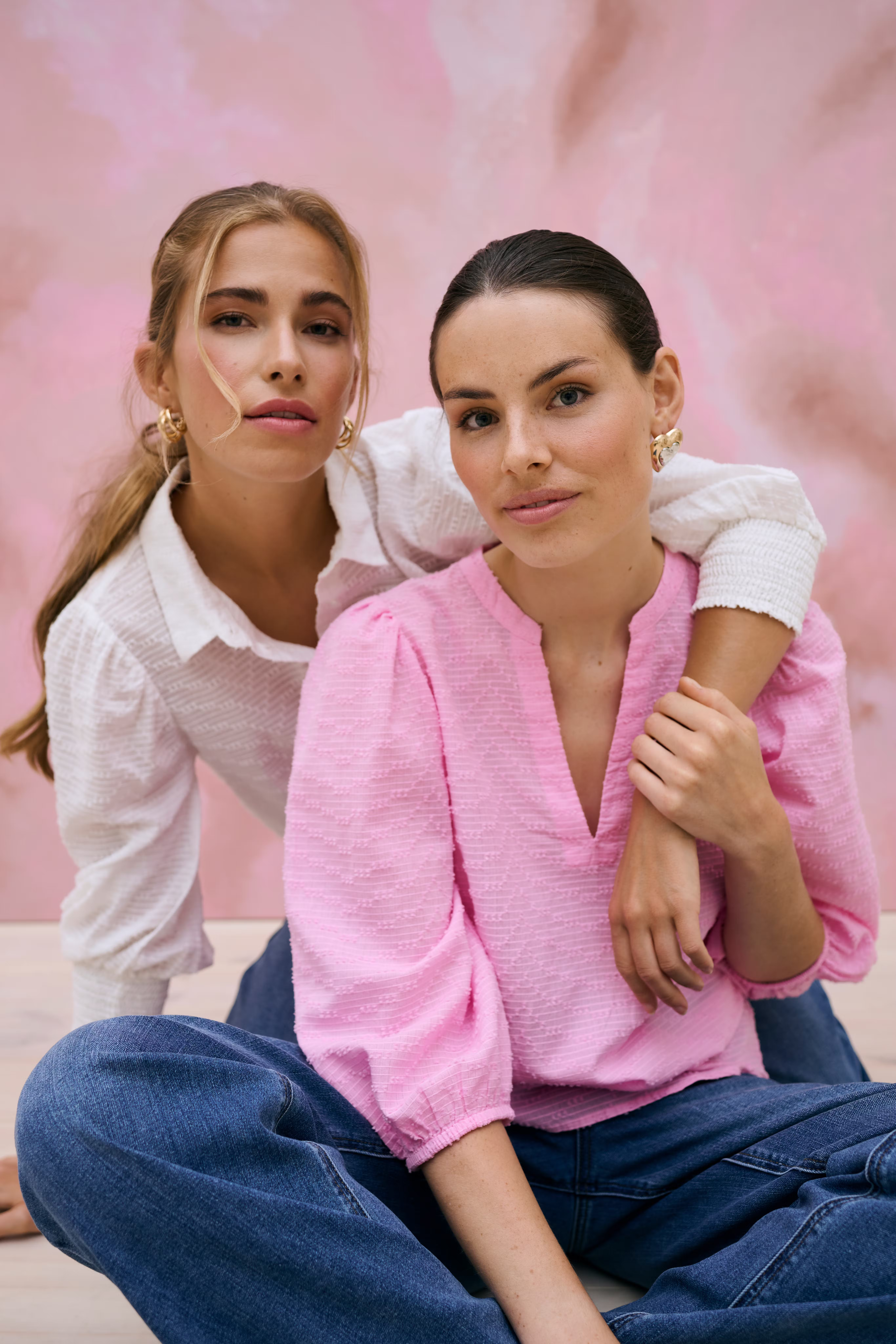 KApenelope Blouse LOCATION NONE 10511436-152218