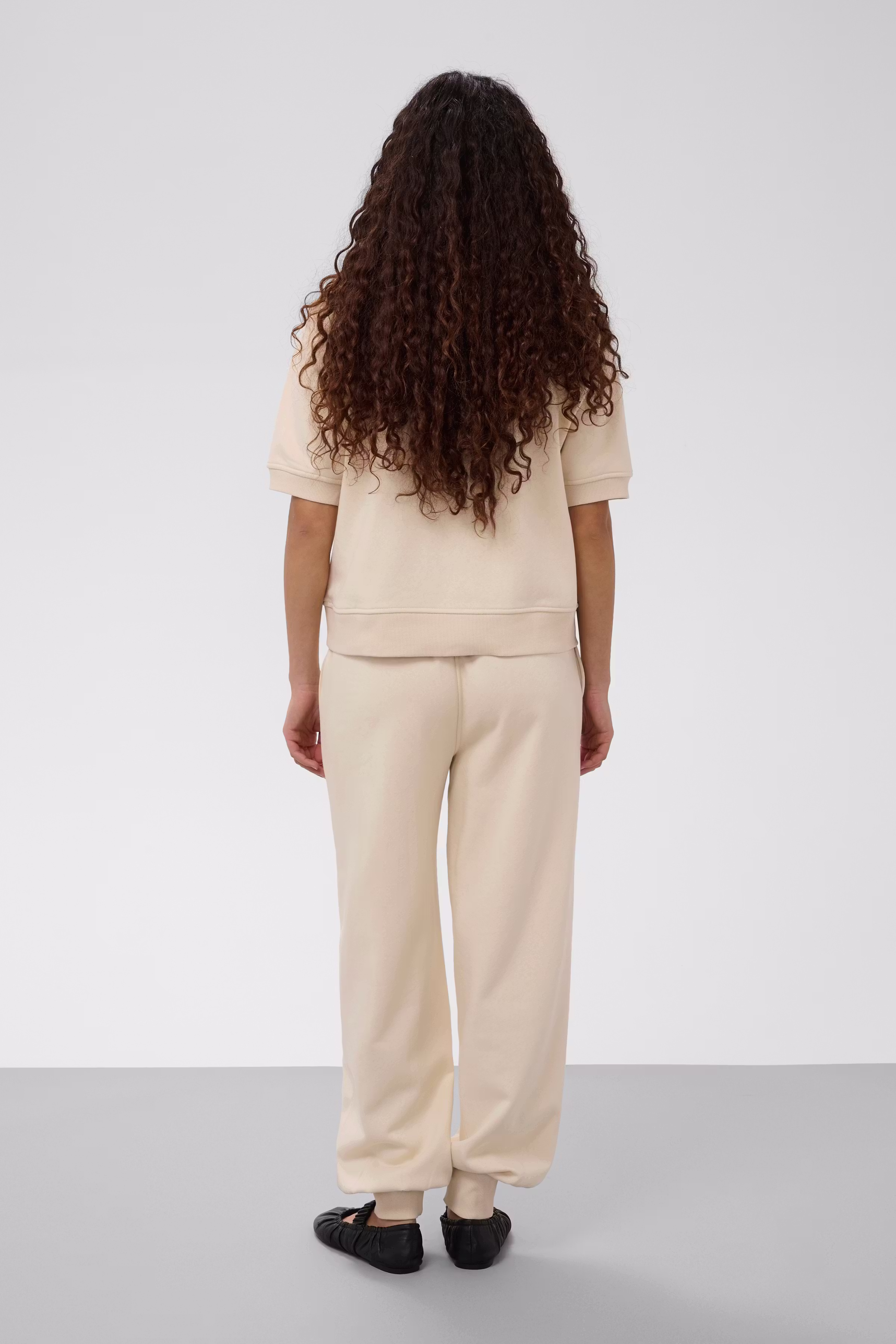SLRolanda Sweatshirt LOOKBOOK BACK 30409318-130401