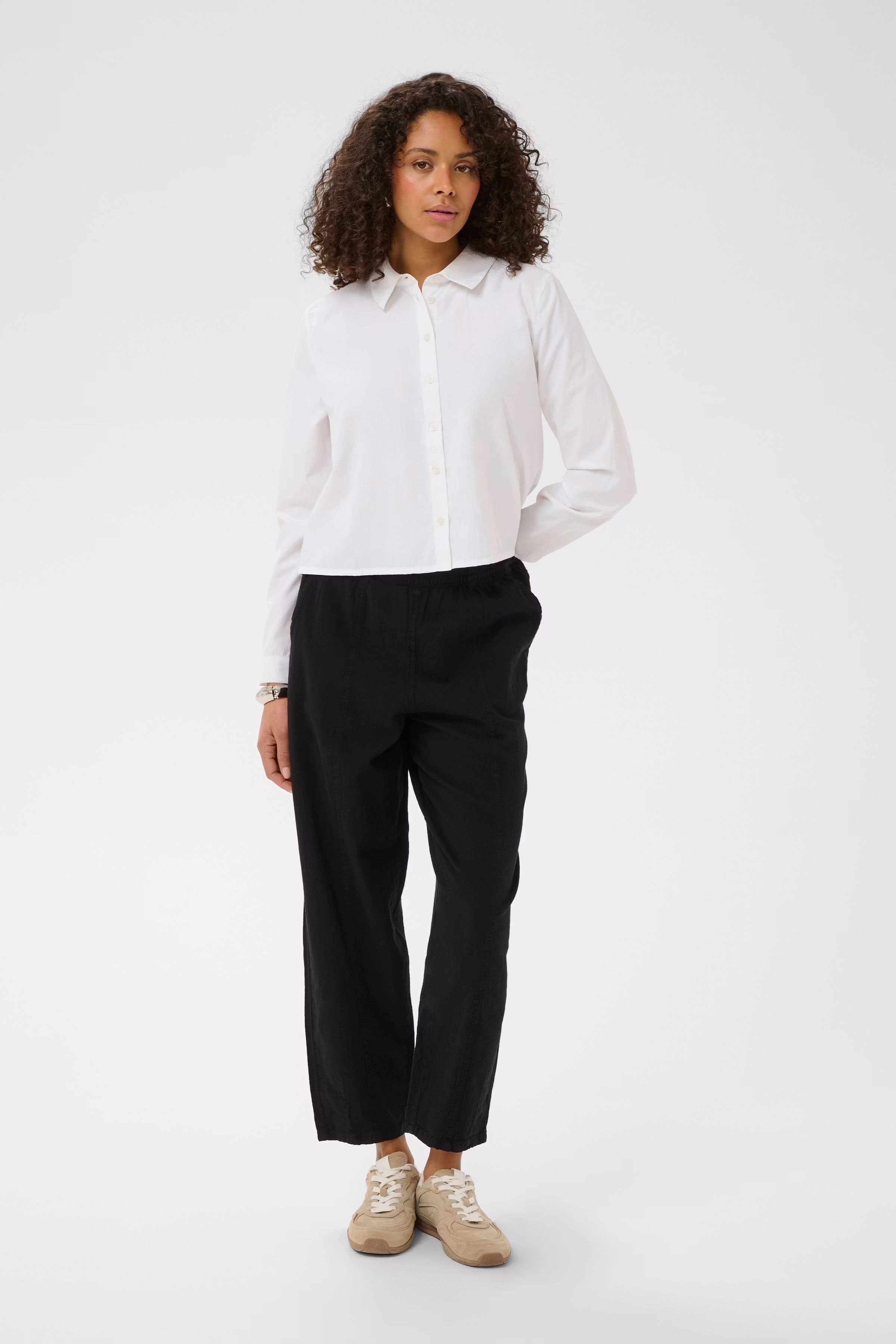 KAnaya Trousers LOOKBOOK FRONT 10511153-100121