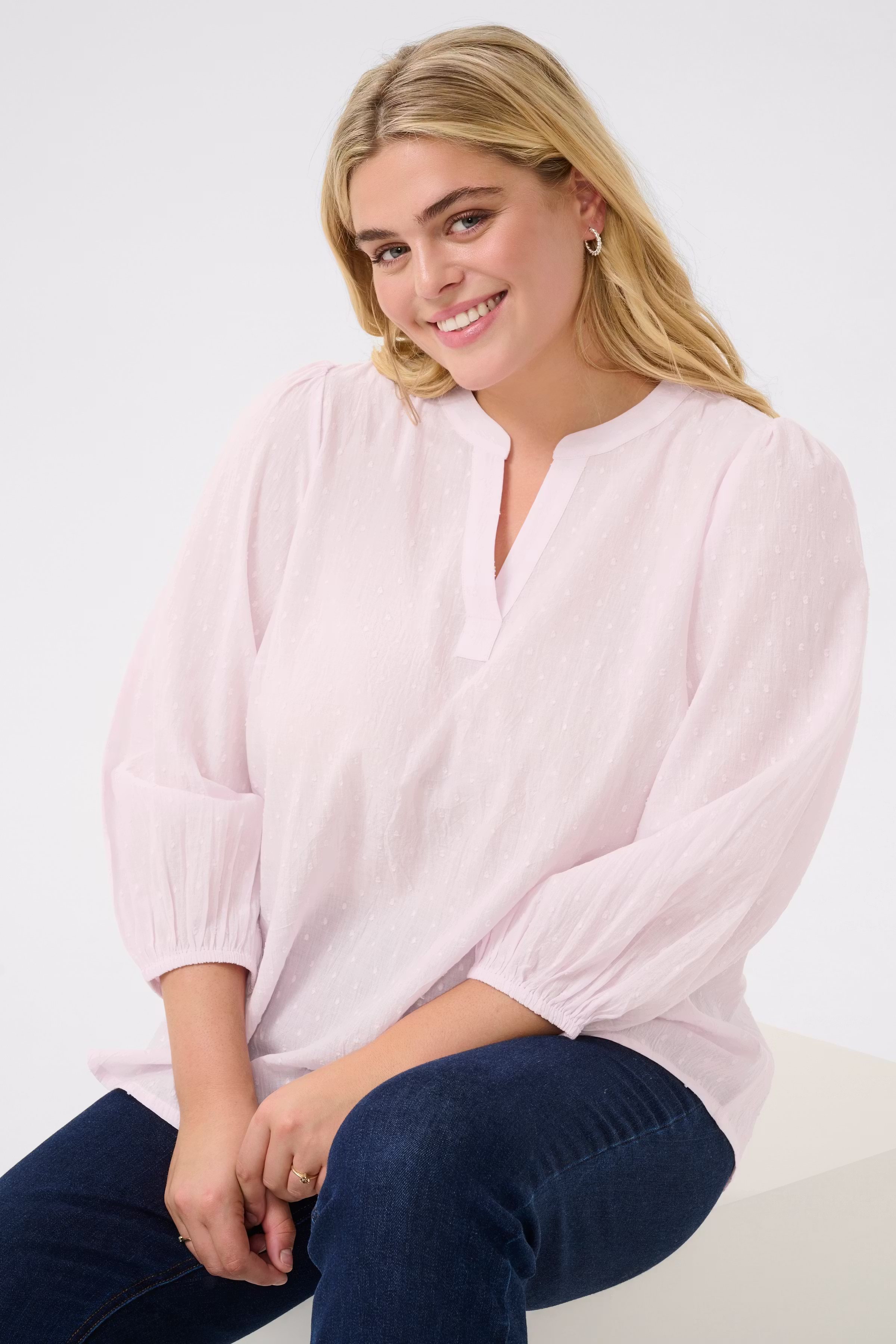 KCsilla Bluse LOOKBOOK DETAIL 10583327-133405