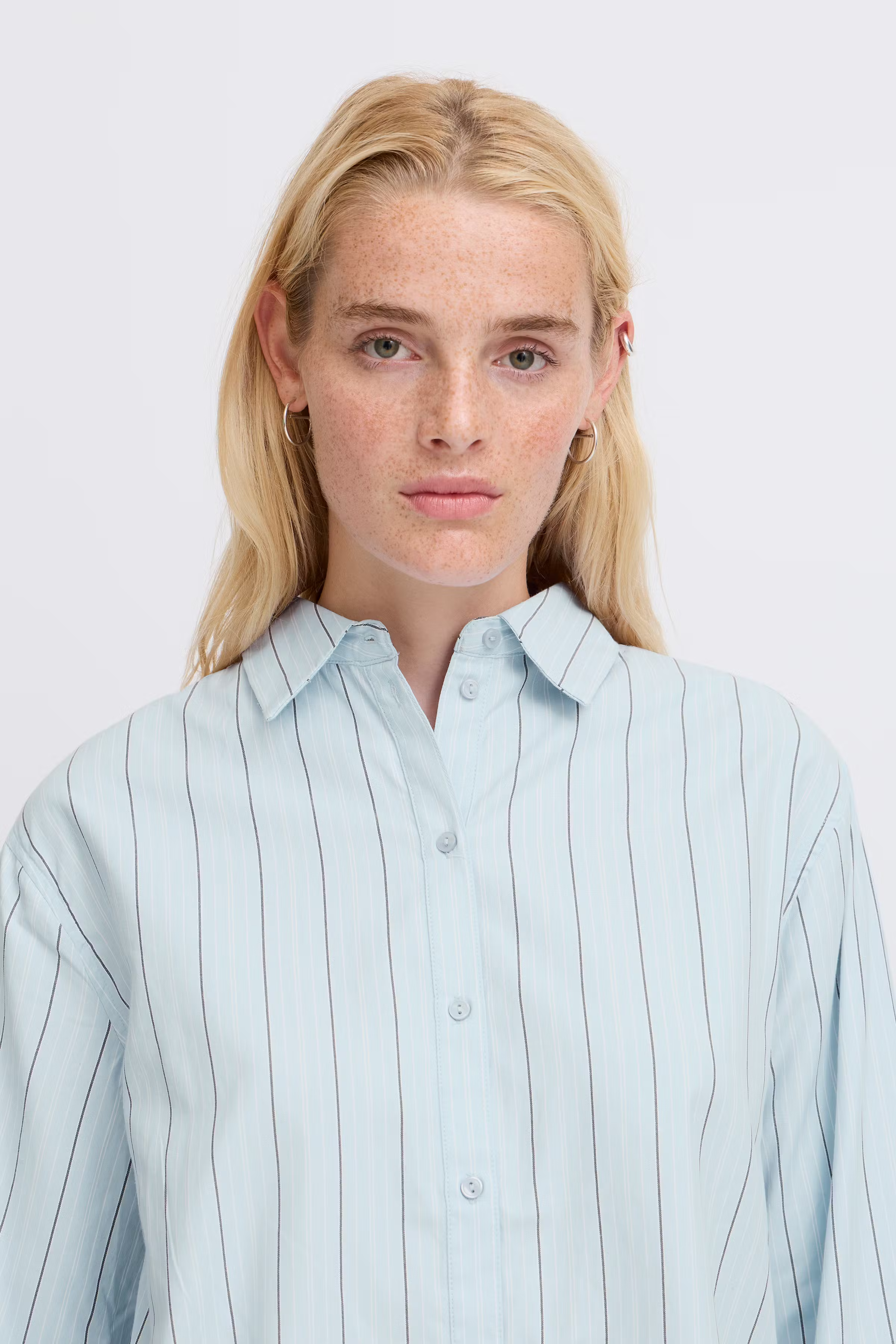 IHSTRIPIE Skjorta LOOKBOOK DETAIL 20121511-144115