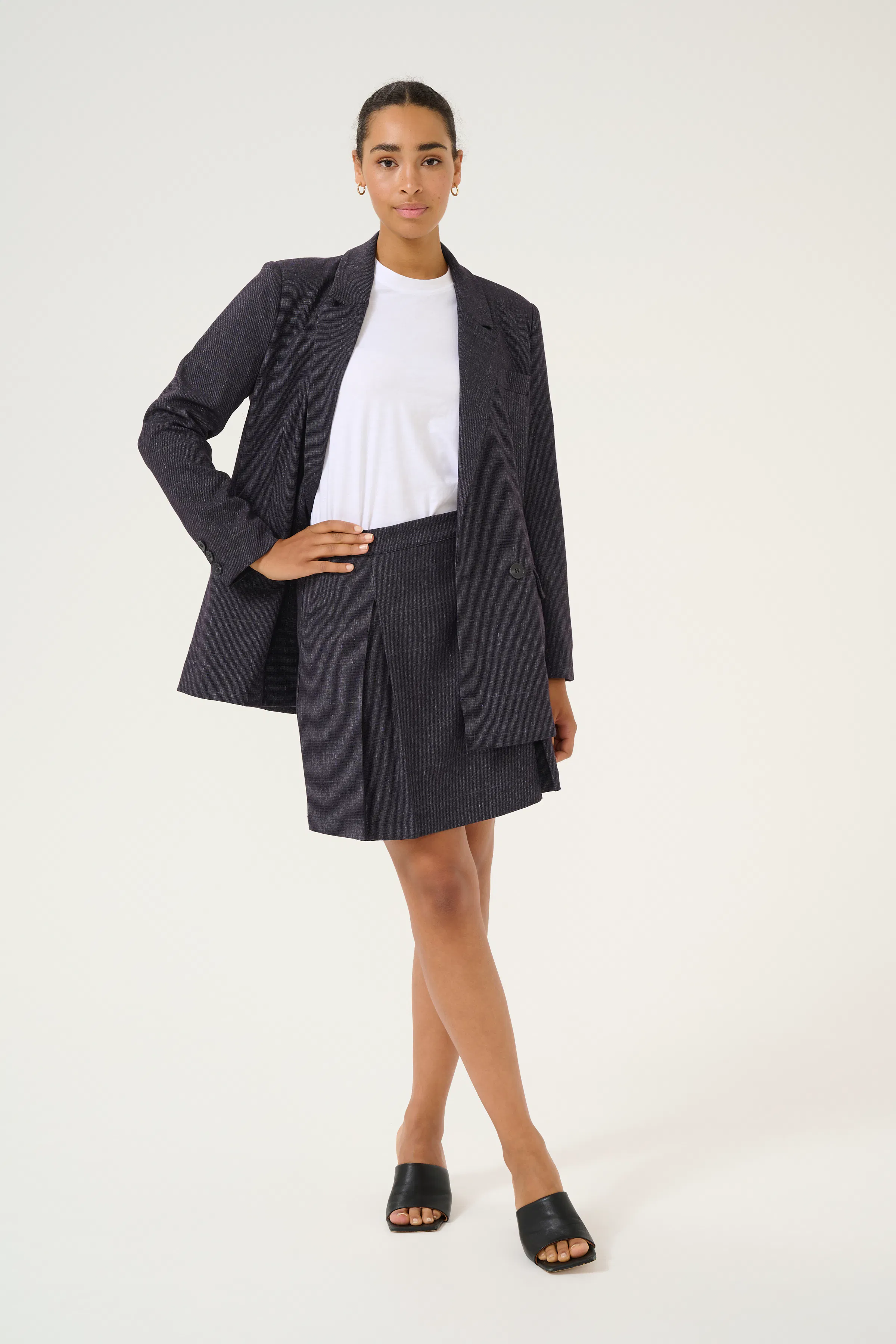 KApernilla Skjørt LOOKBOOK FRONT 10509421-106807