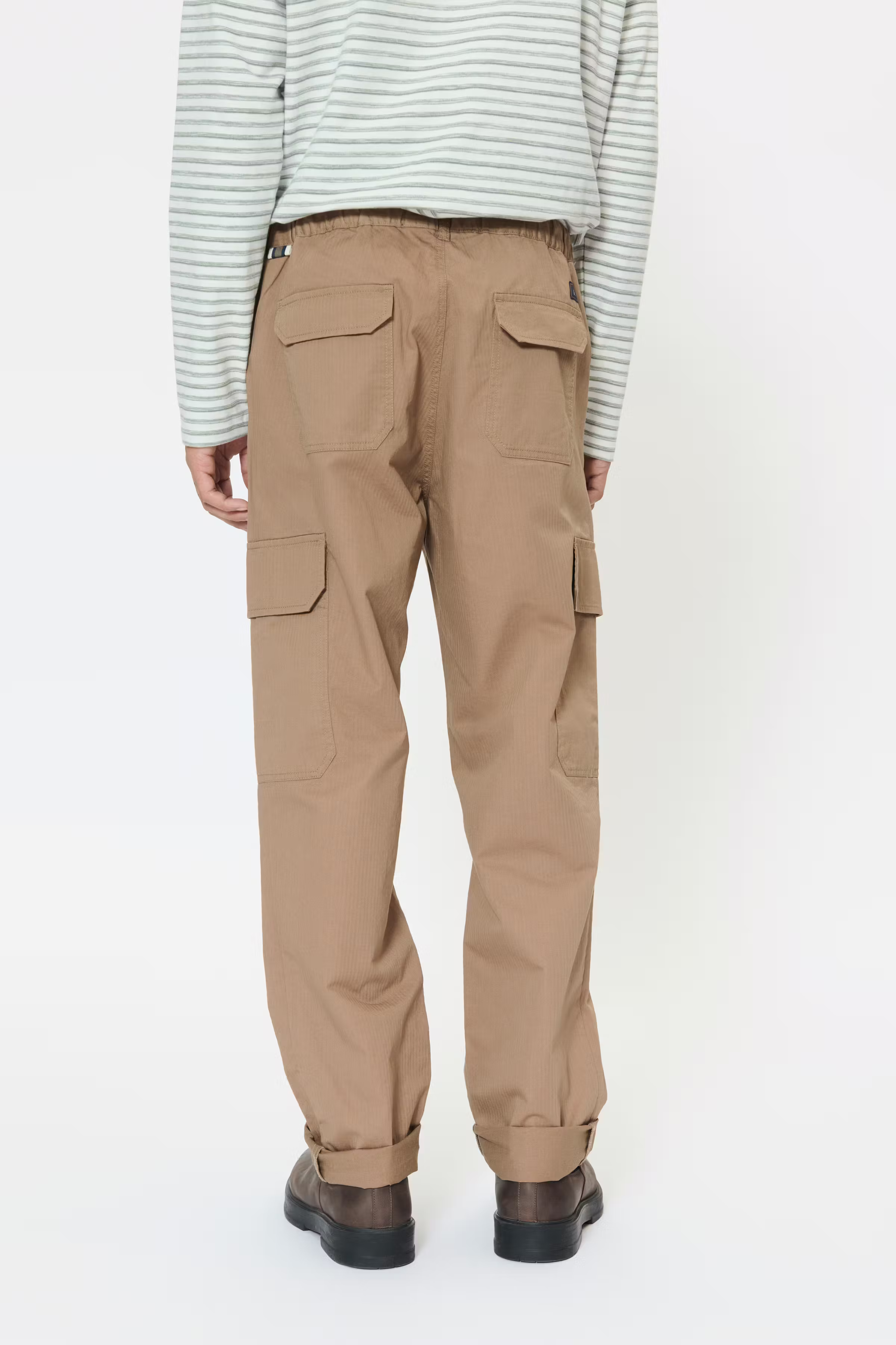 MAhart Bukser LOOKBOOK BACK 30208994-181017