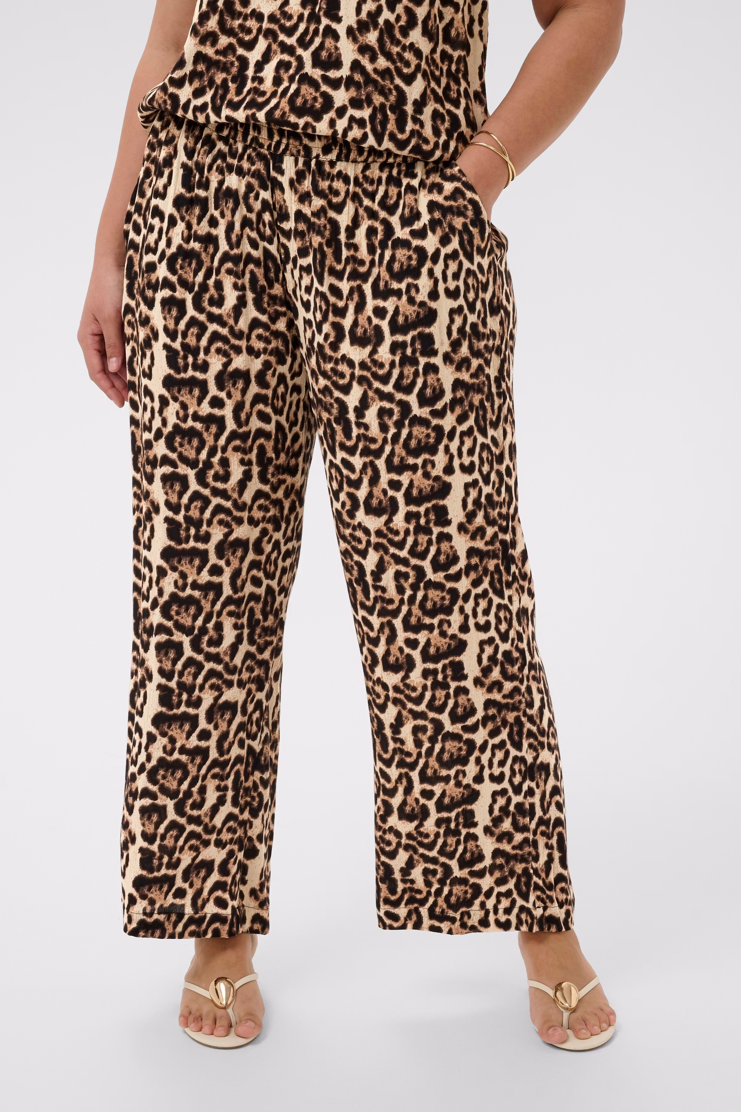 KCdala Byxor LOOKBOOK FRONT 10582225-107281