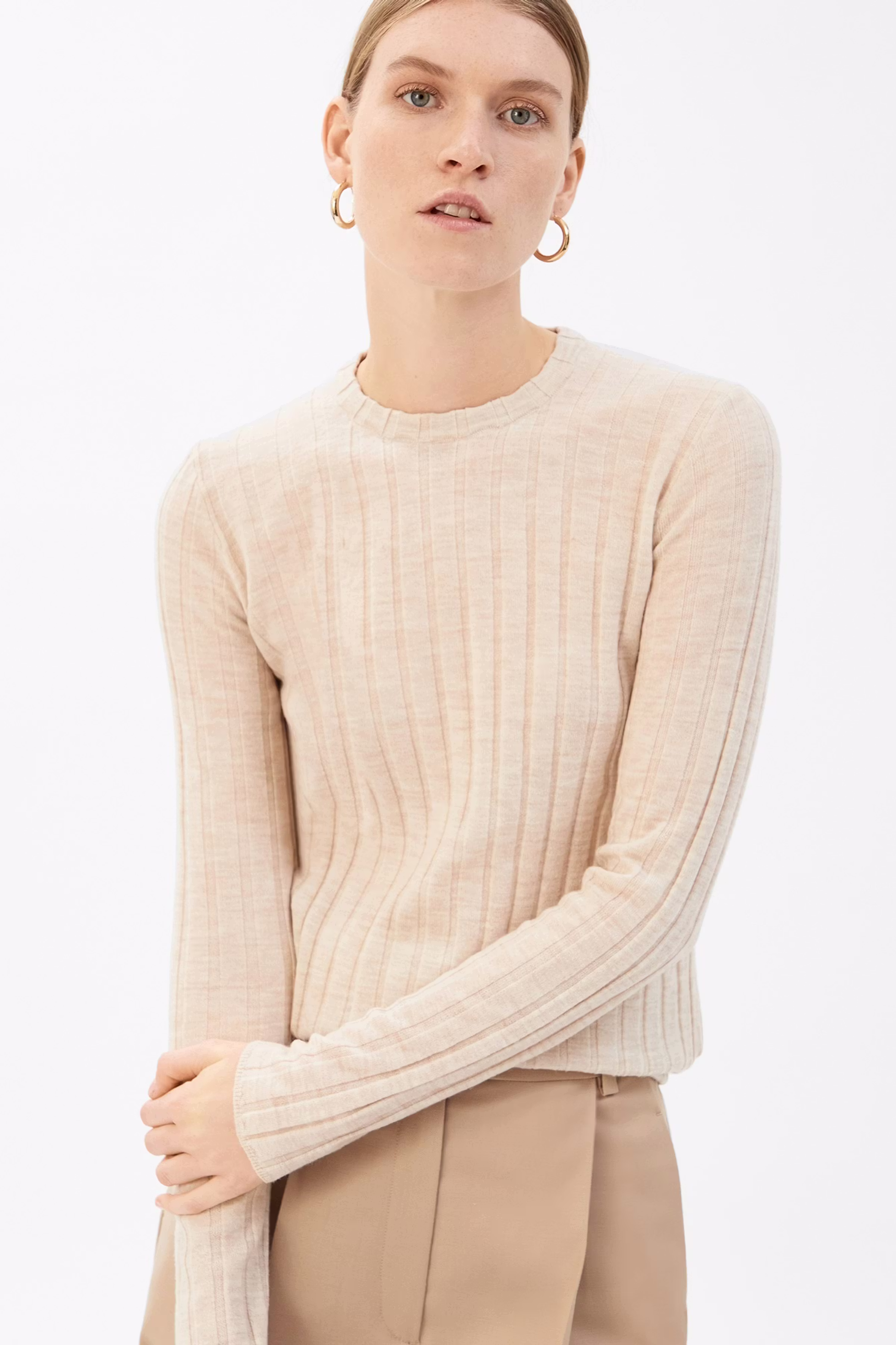 KACY Top LOOKBOOK FRONT 30600371-BE406