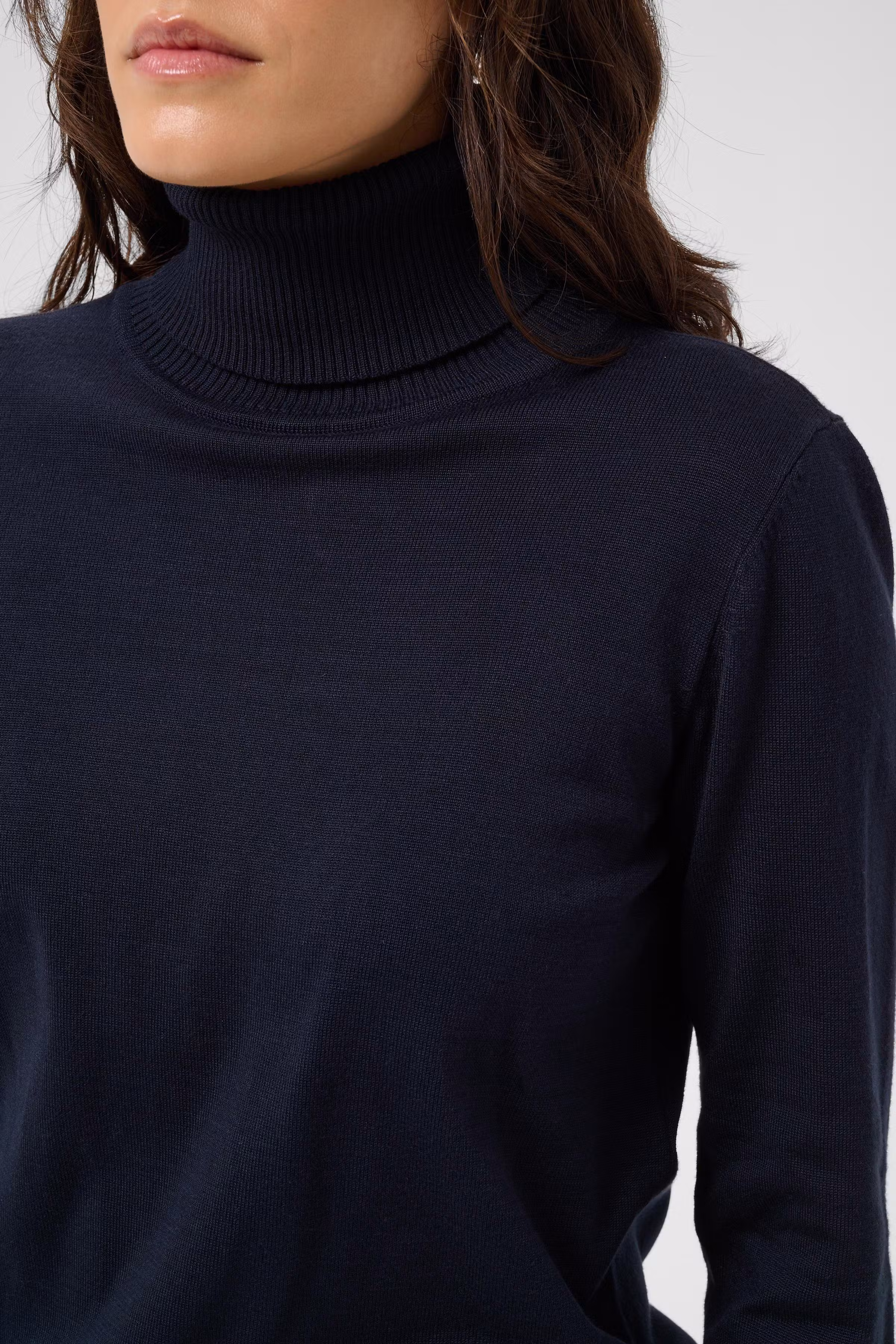 MilaSZ Rollneck Pullover LOOKBOOK DETAIL 30500018-193924
