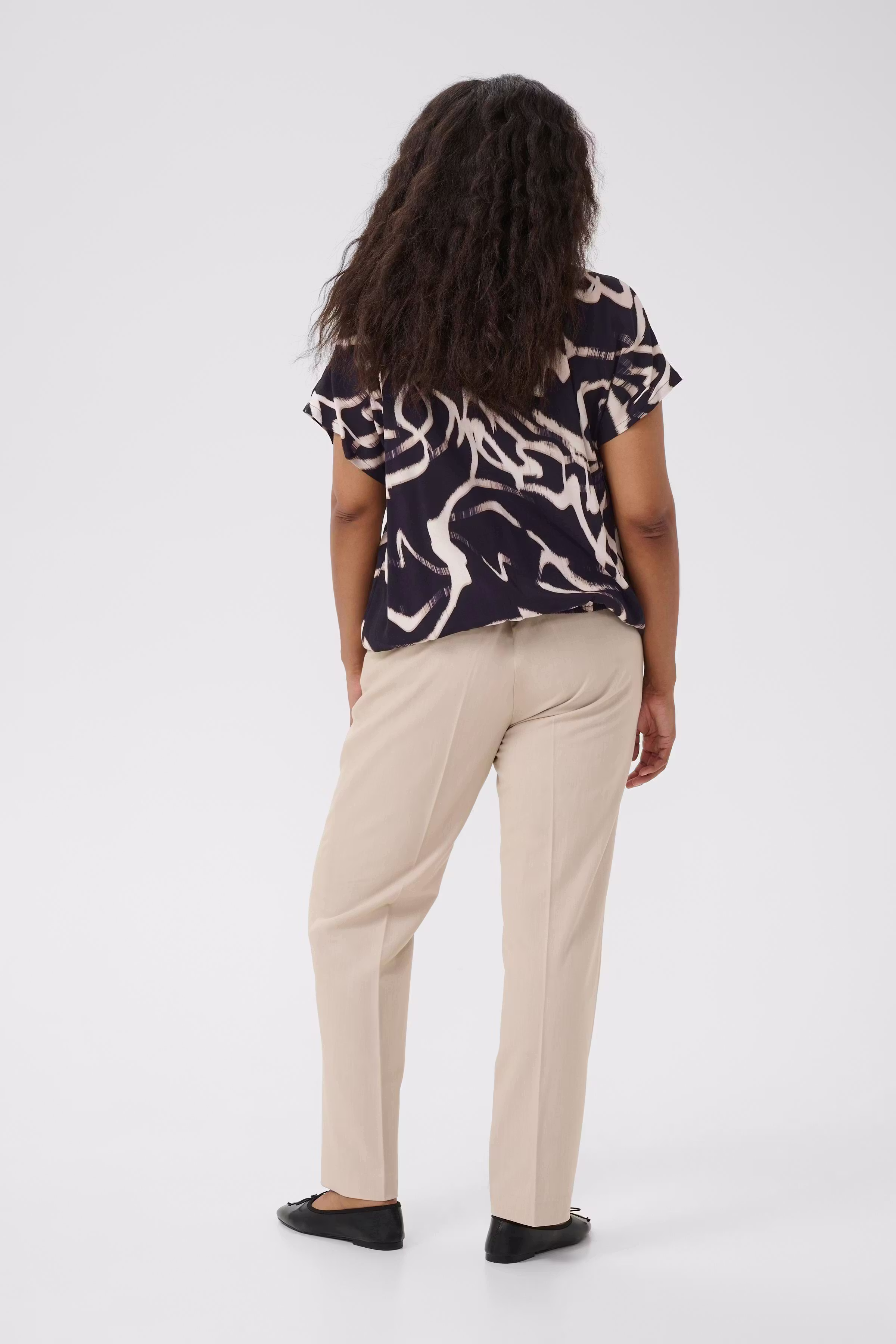 KCmaren Blouse LOOKBOOK BACK 10583404-107701