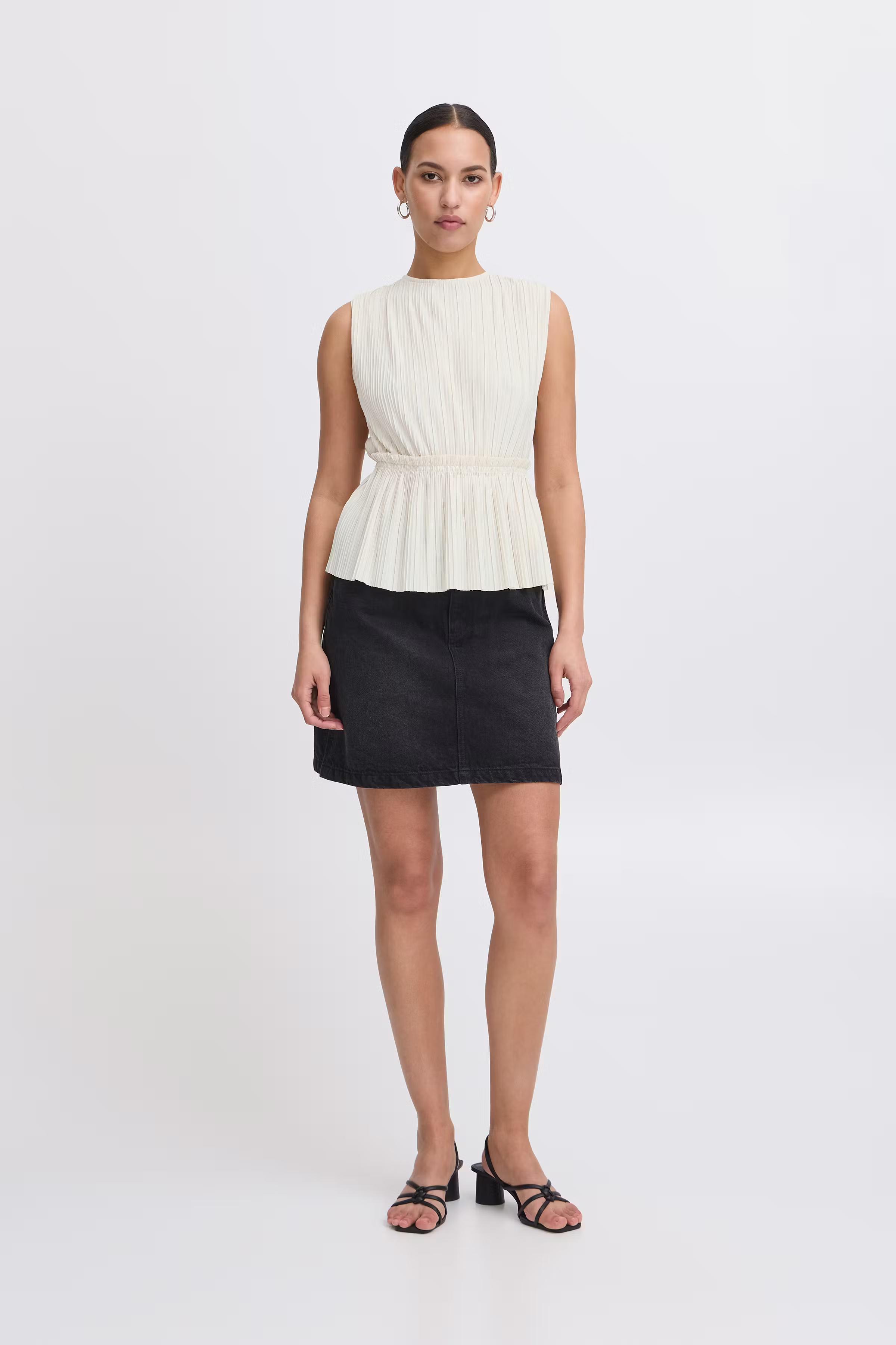 IHYAMILET Top LOOKBOOK FRONT 20123255-130905