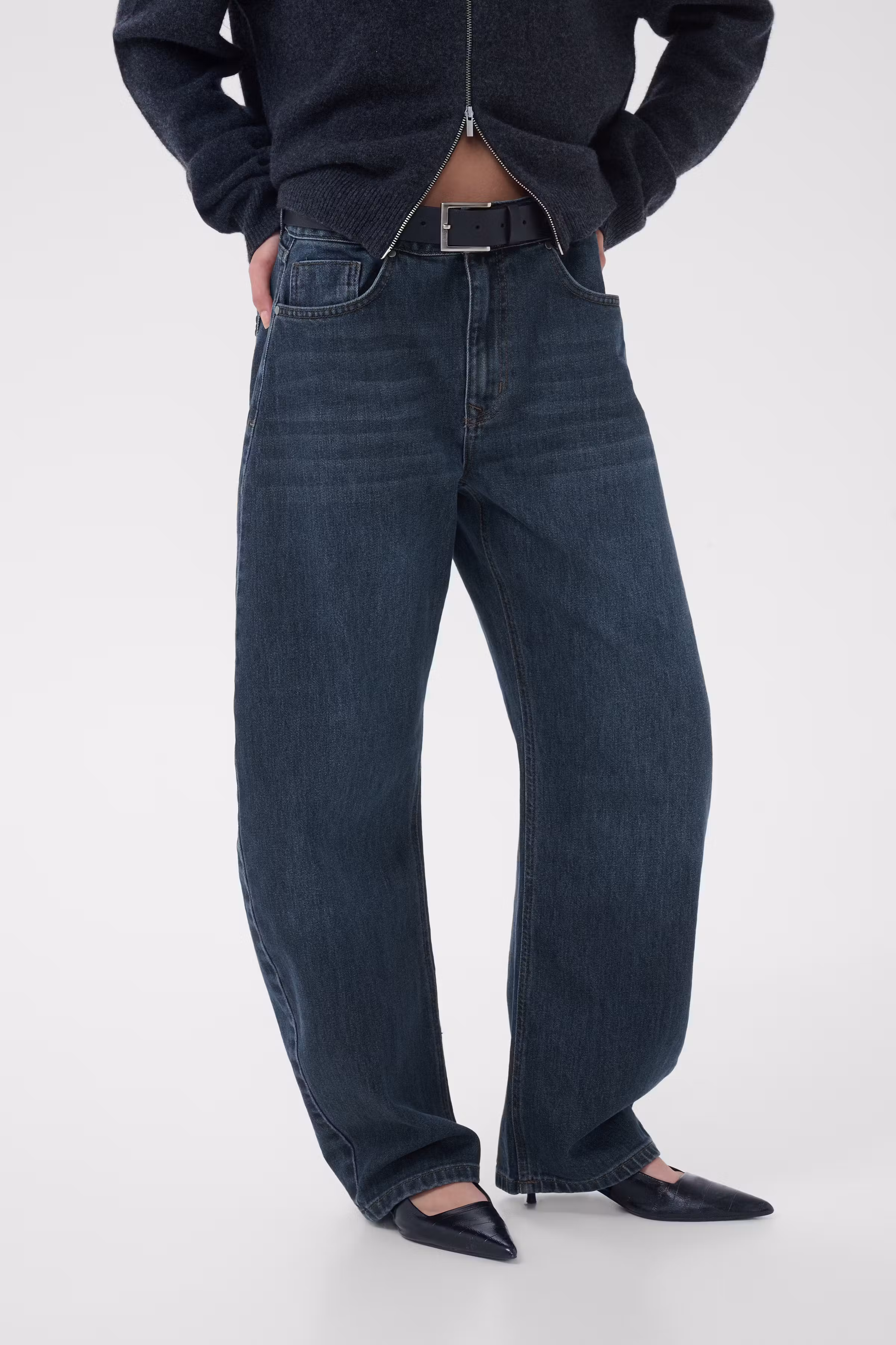 MWRemmie Barrel jeans LOOKBOOK FRONT 10705635-100062