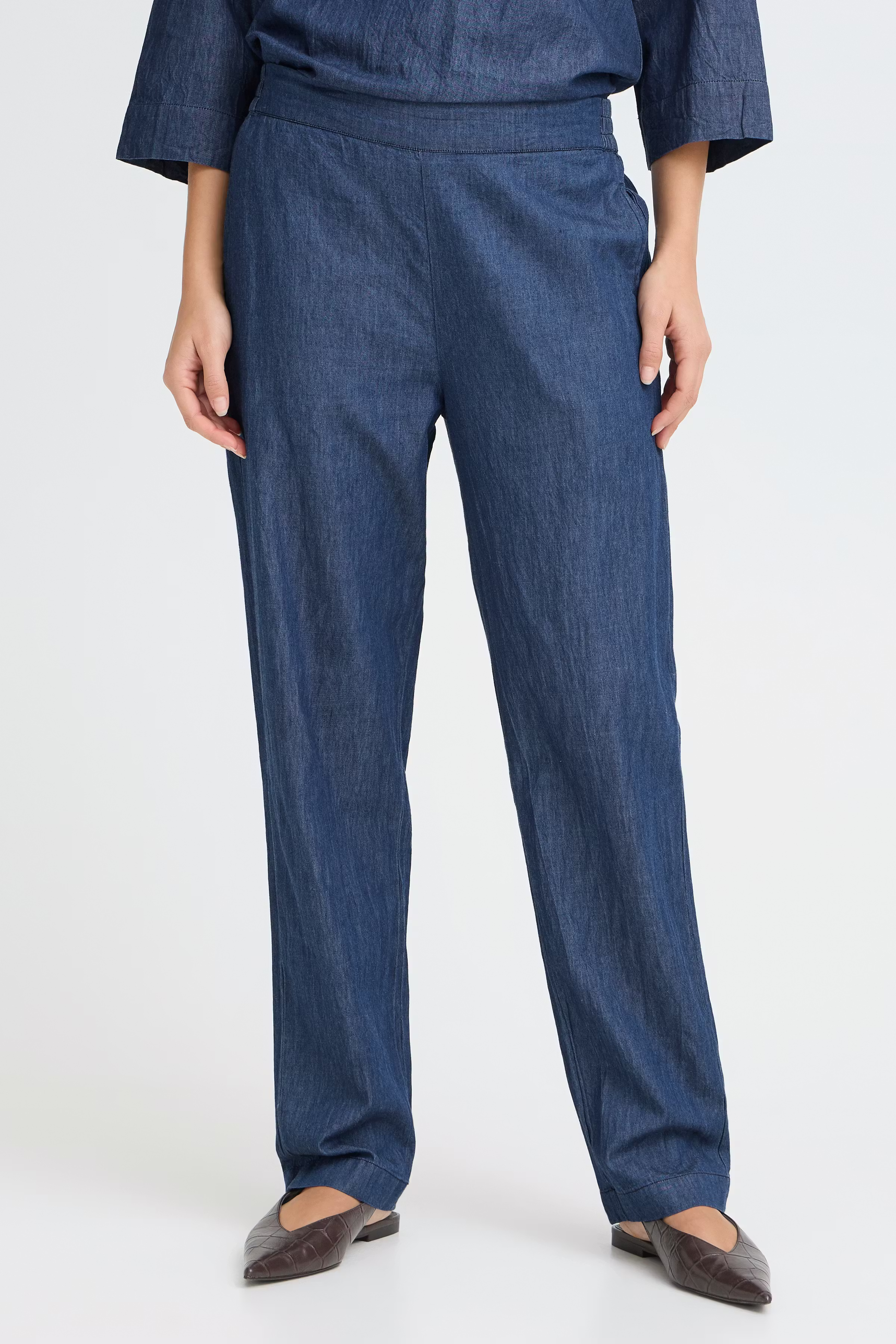 FRLARISSA Hose LOOKBOOK FRONT 20617623-900006108