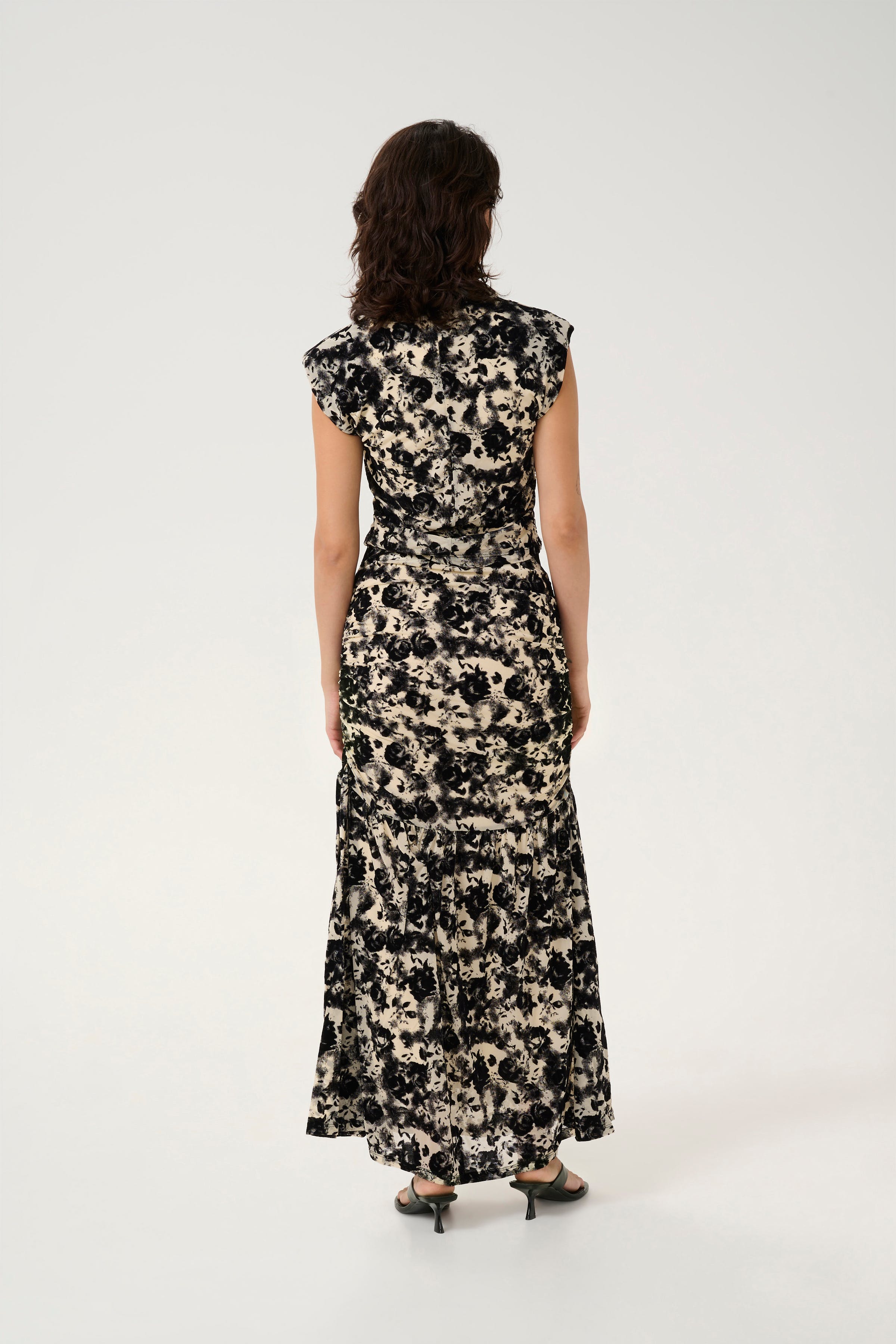 GZflora Rock LOOKBOOK BACK 10909986-107305