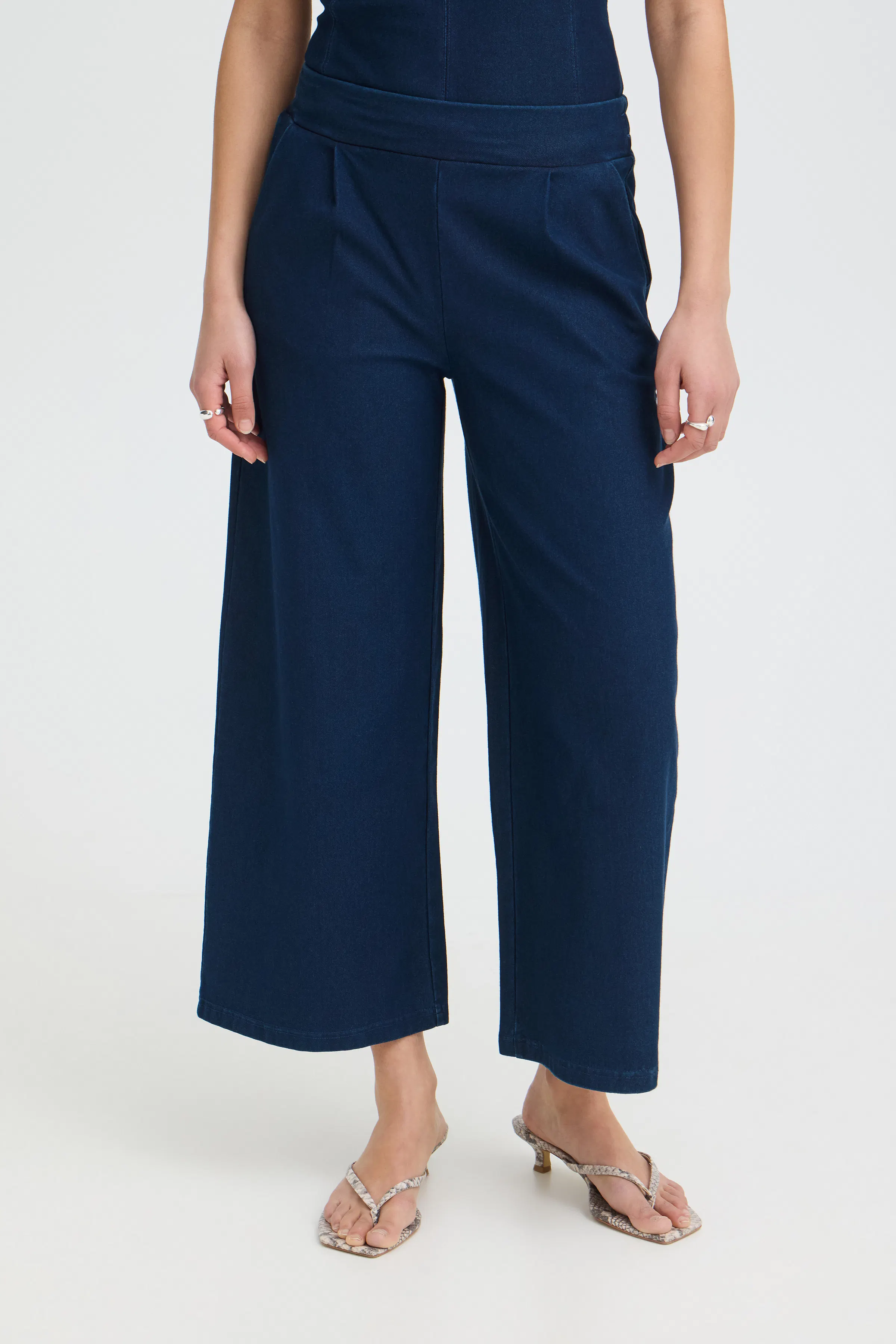 IHKATE Bukser LOOKBOOK FRONT 20125797-900000556