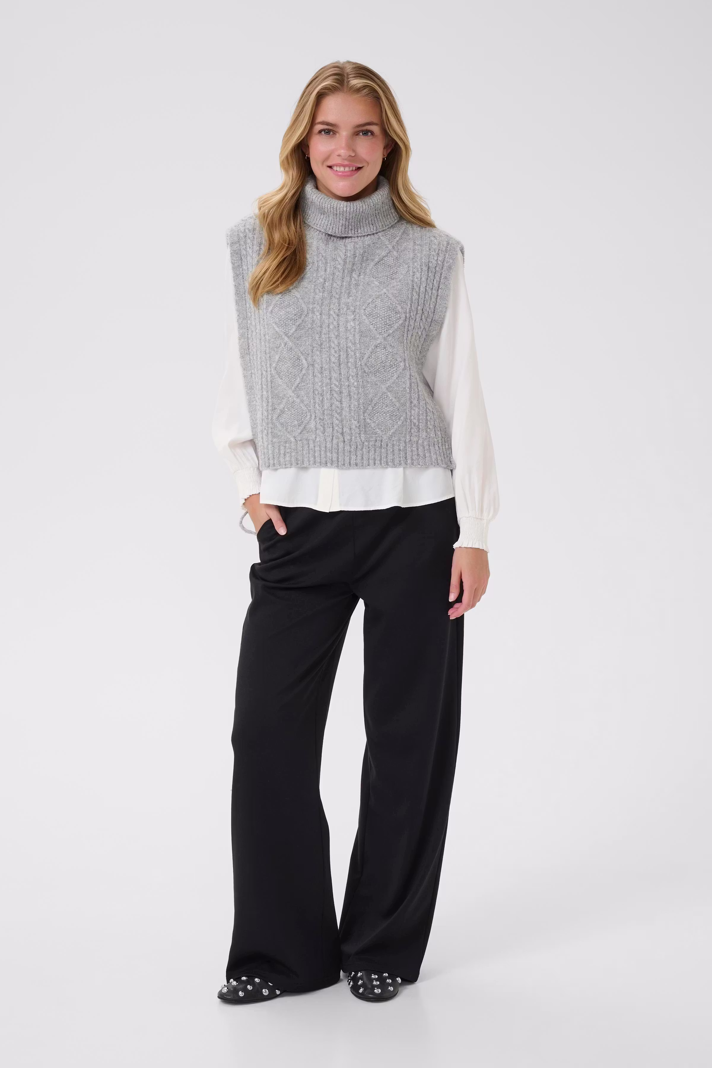 CRFrina Chaussons LOOKBOOK FRONT 10614254-100391