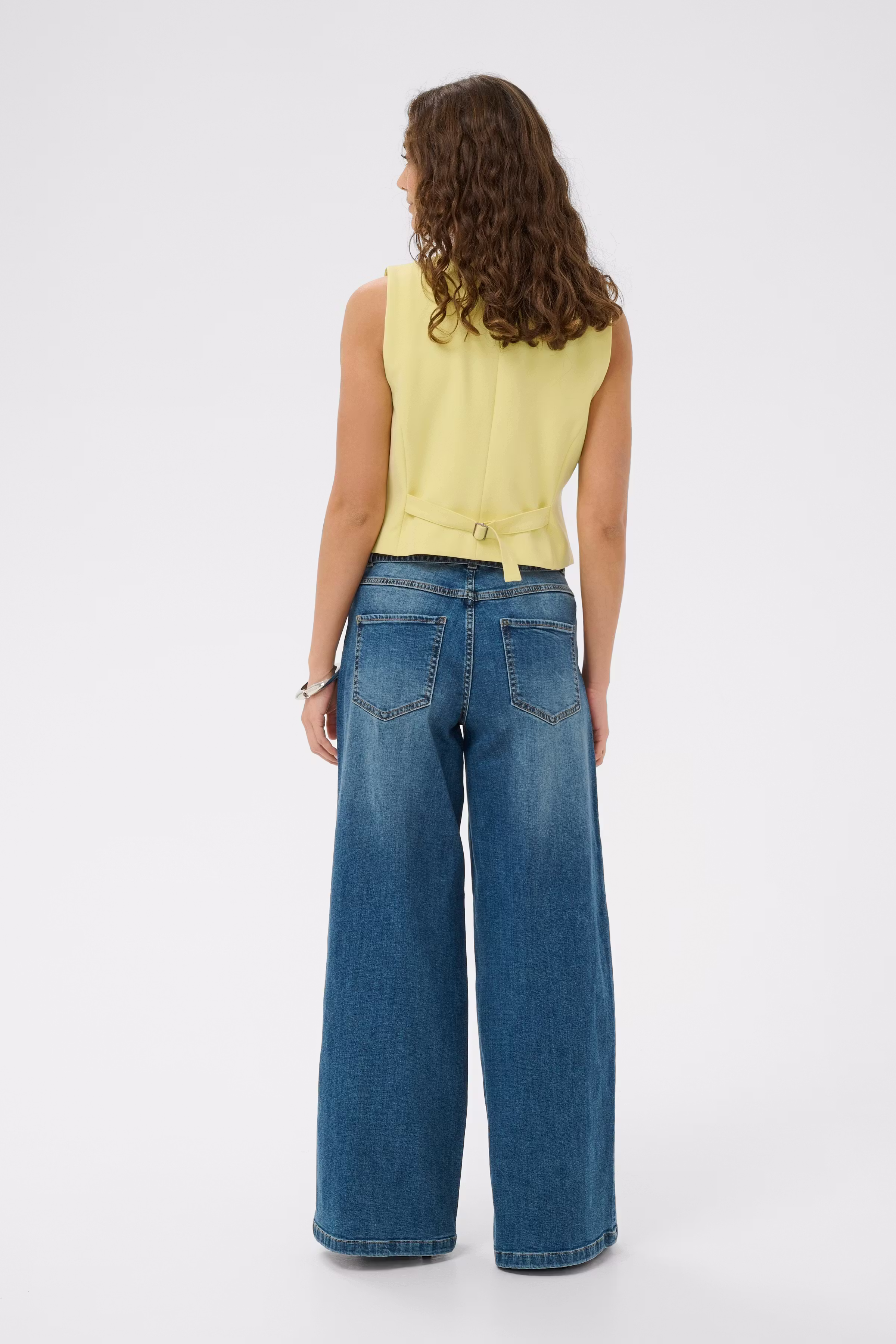 CUnalina Vest LOOKBOOK BACK 50112887-120711