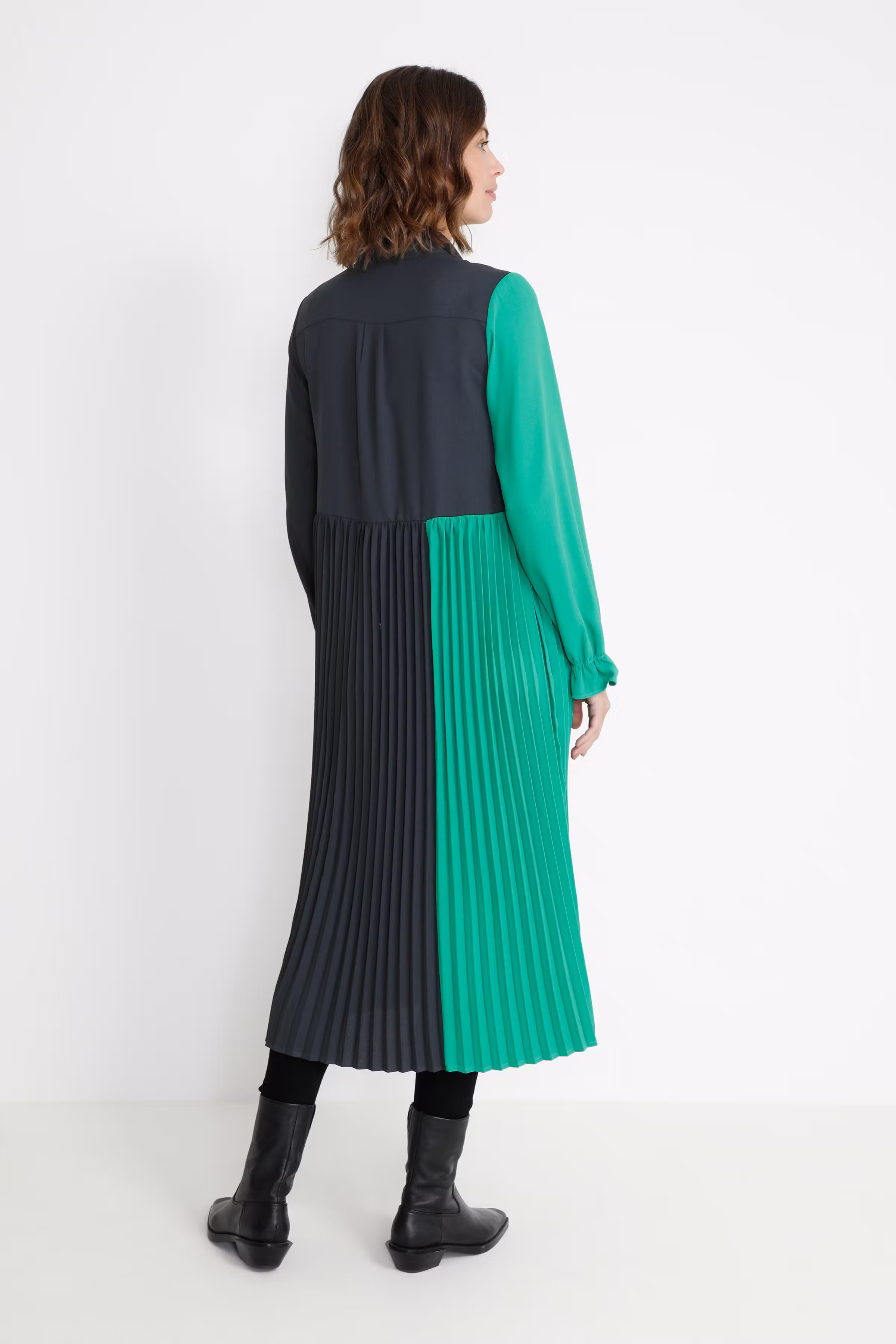 CUbetty Dress LOOKBOOK BACK 50108039-194011